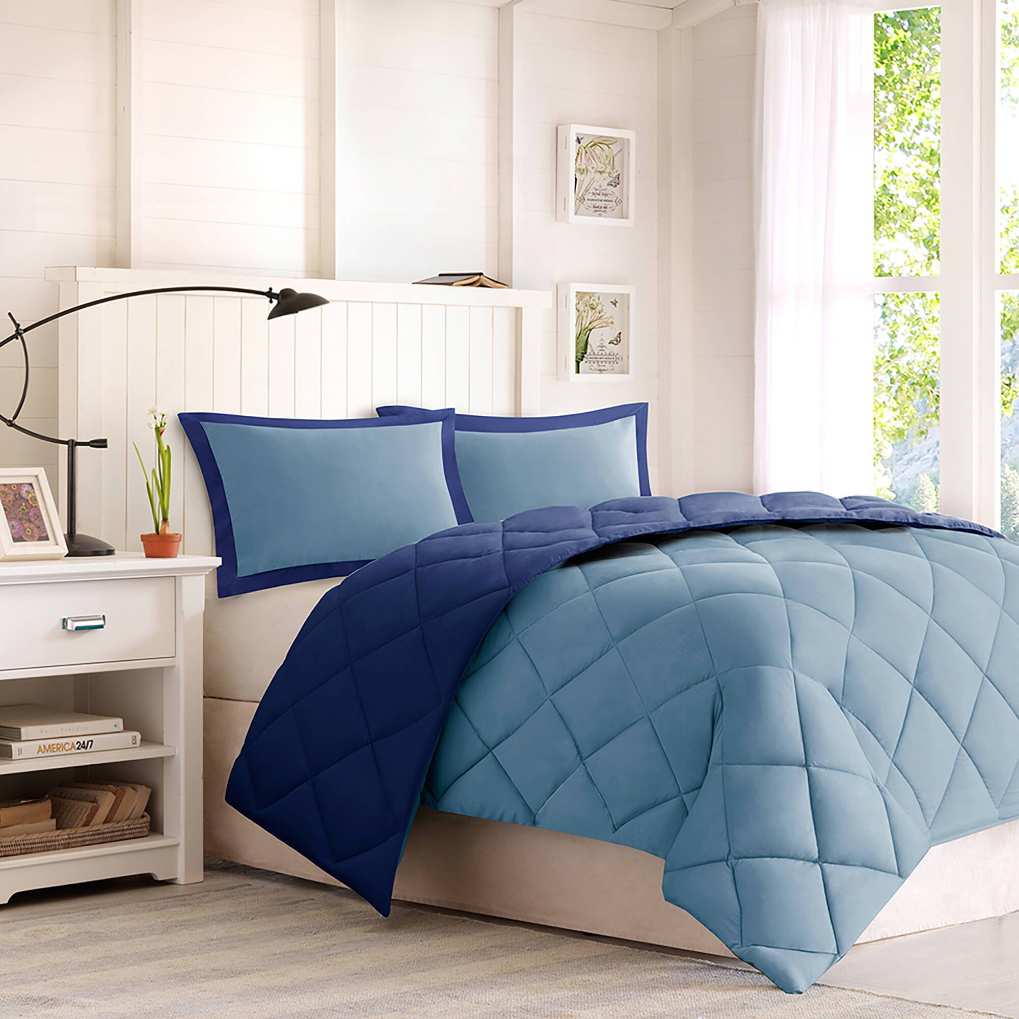 Larkspur - King 3M Scotchgard Diamond Quilting Reversible Down Alternative Comforter Set - Navy / Light Blue
