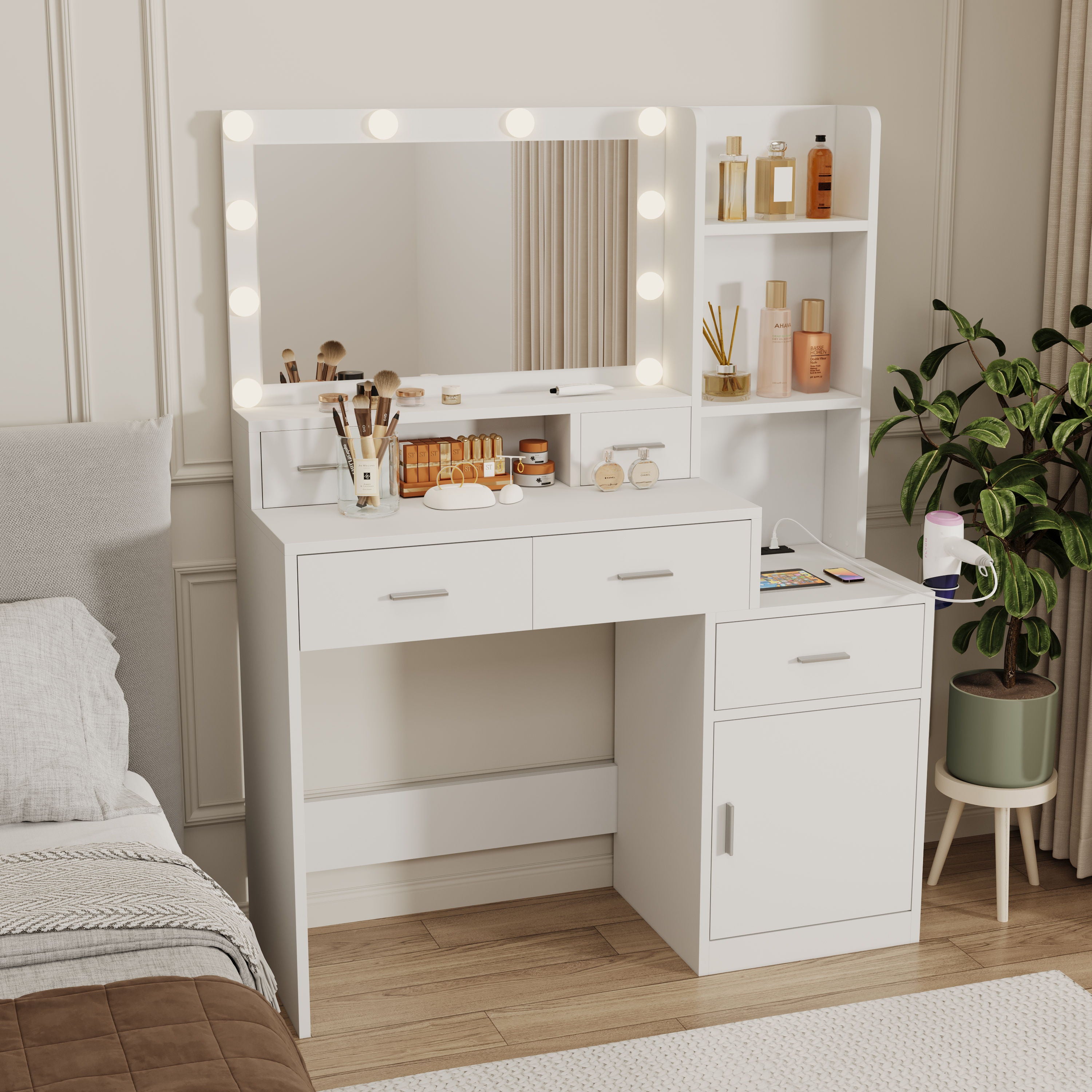 Newly Designed Smart Mirror Dressing Table With Drawers And Storage Cabinet, Dressing Table With Dressing Pad For Bedroom, Dressing Room