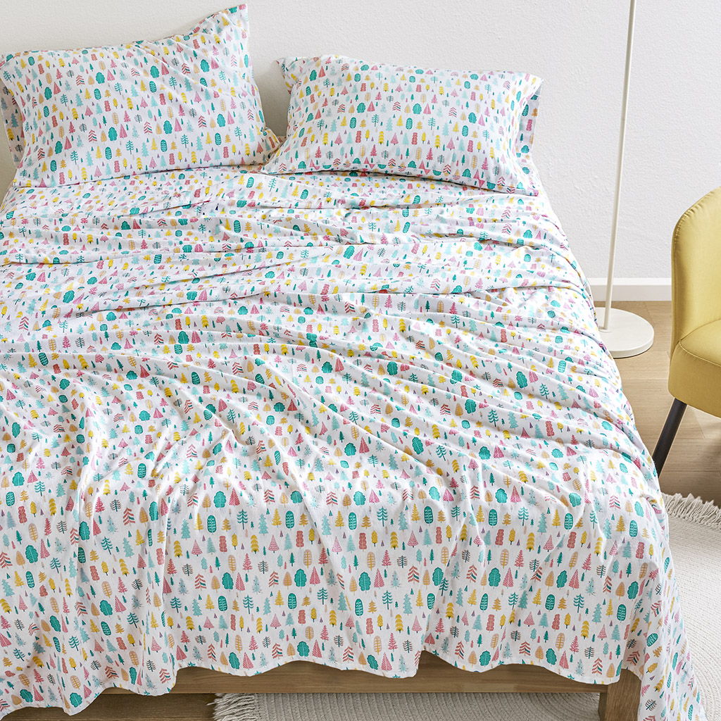 Cozy Soft - 4 Piece Full Flannel Printed Sheet Set - White Holiday Trees