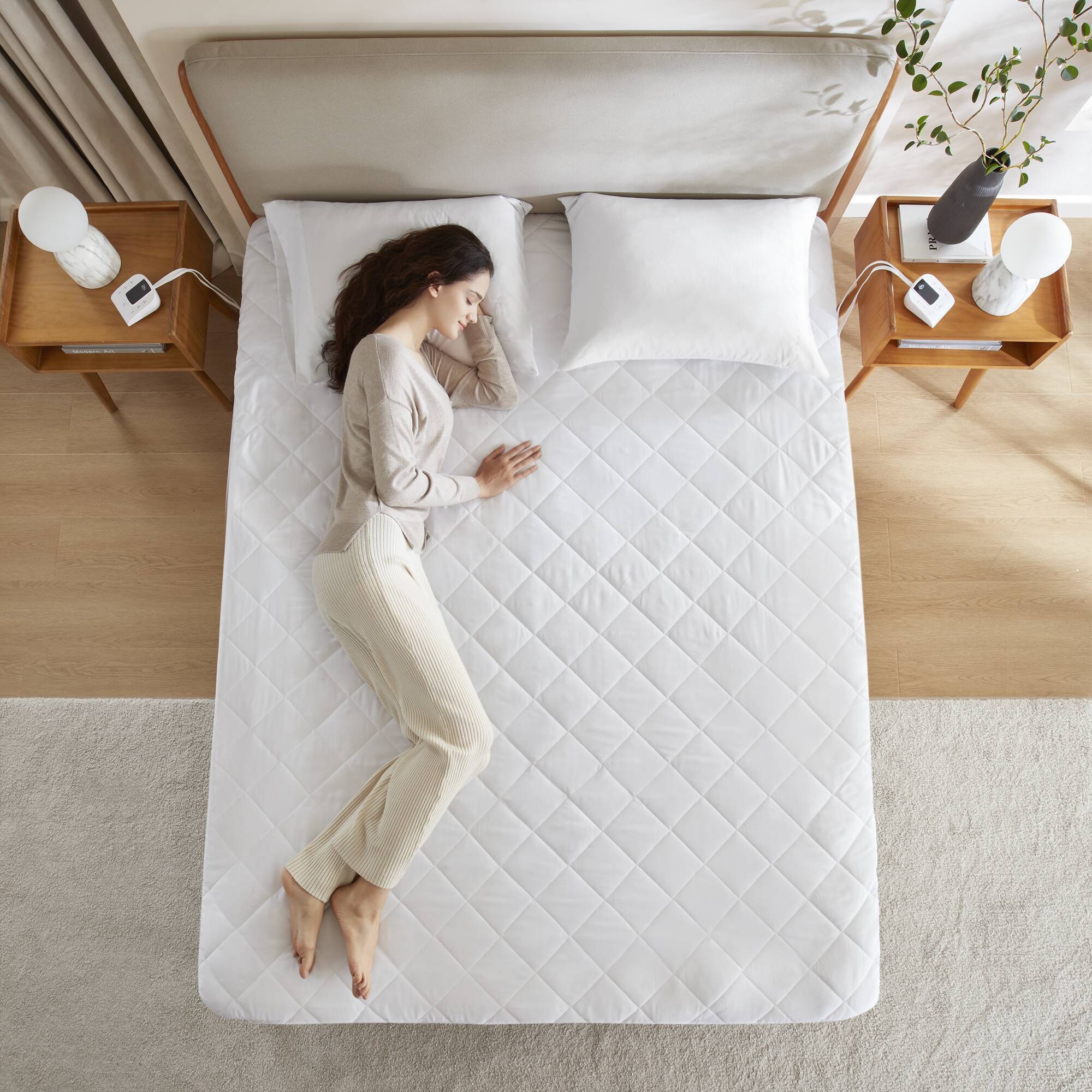 Microfiber Zoned - King Heated Mattress Pad - White