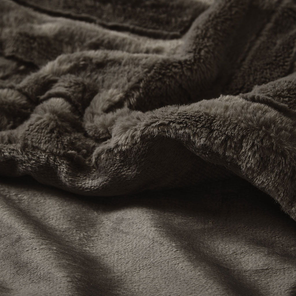 Arctic - Ultra Down Alternative Throw - Chocolate