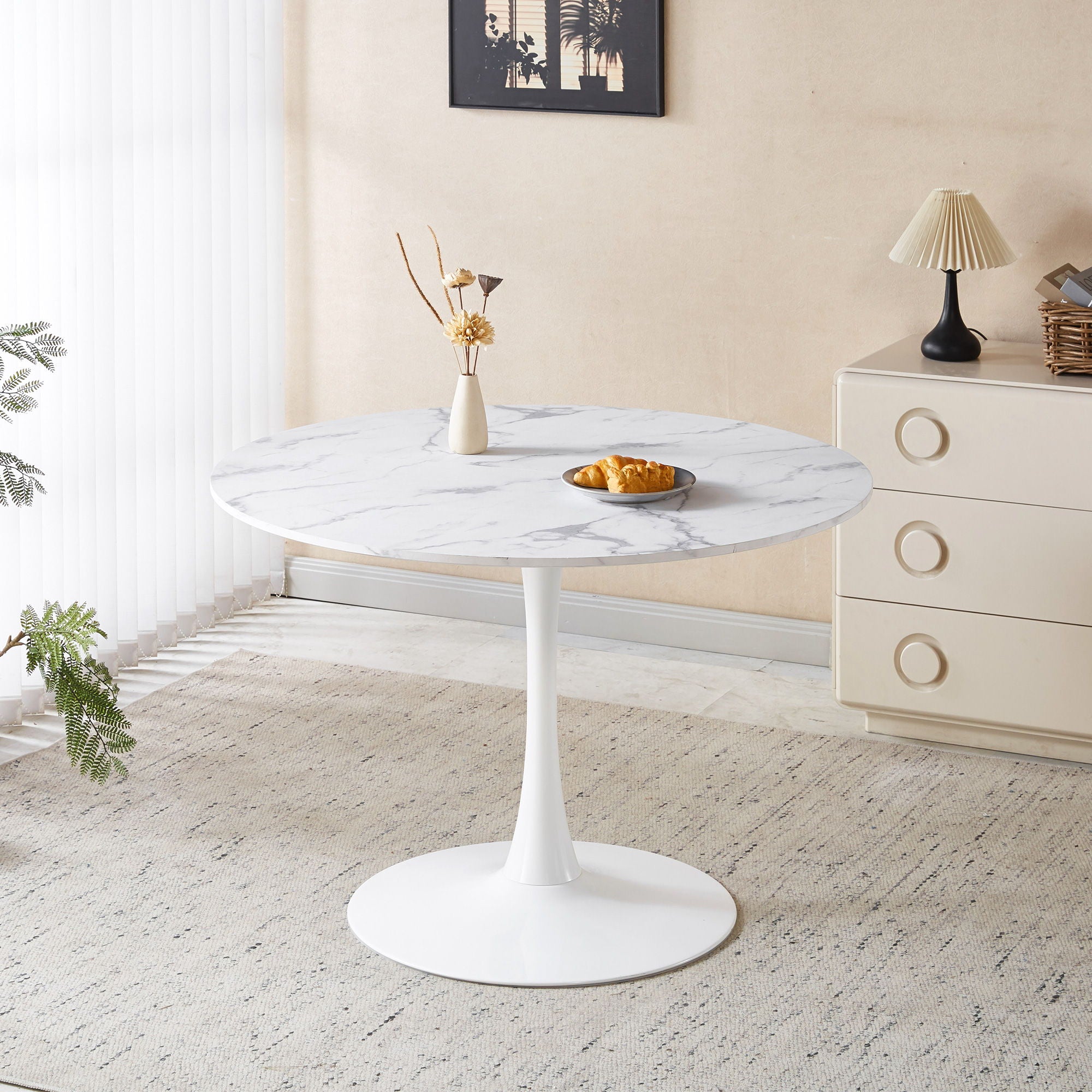 Round Tulip Table, Pedestal Design