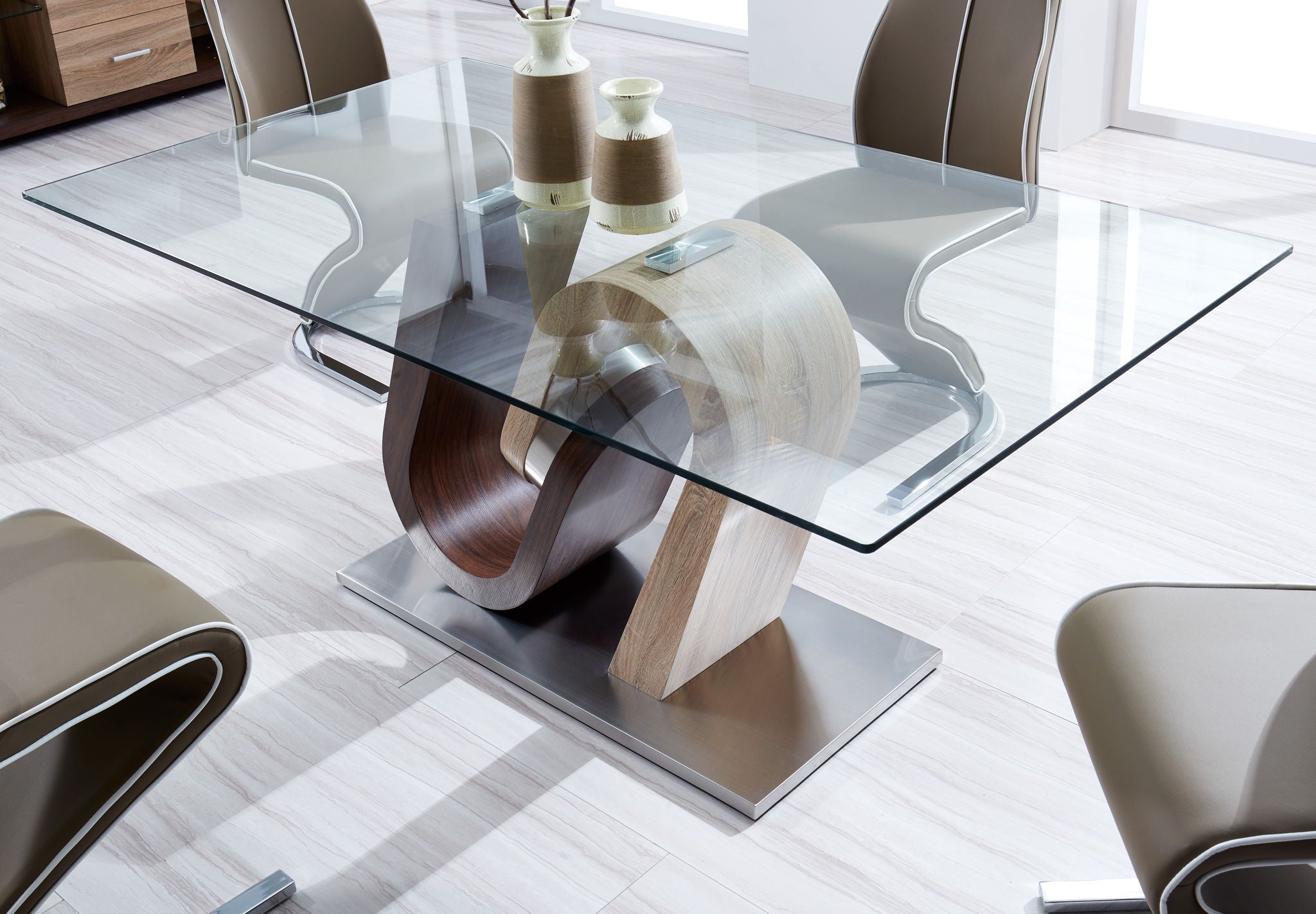 D4126 - Dining Table Base - Silver