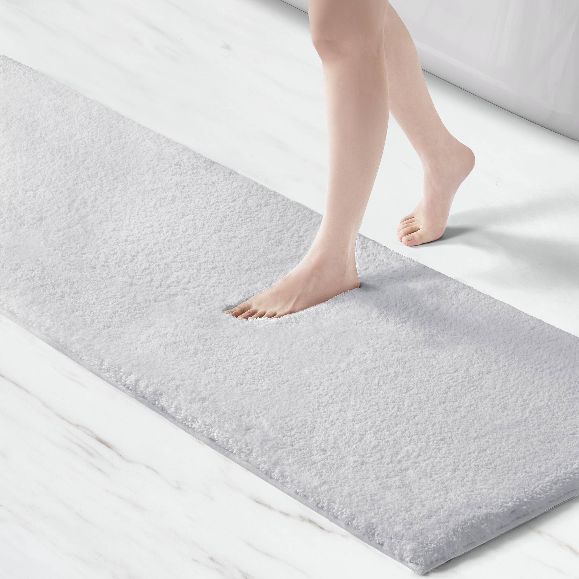 Marshmallow - 20" x 30" Bath Rug - Pearl Silver