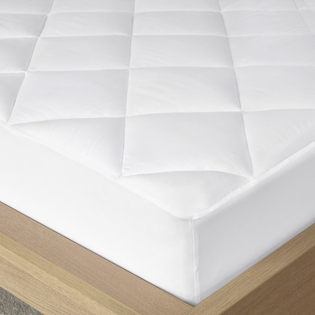 Quiet Nights - Twin Waterproof Diamond Quilting Down Alternative Mattress Pad - White