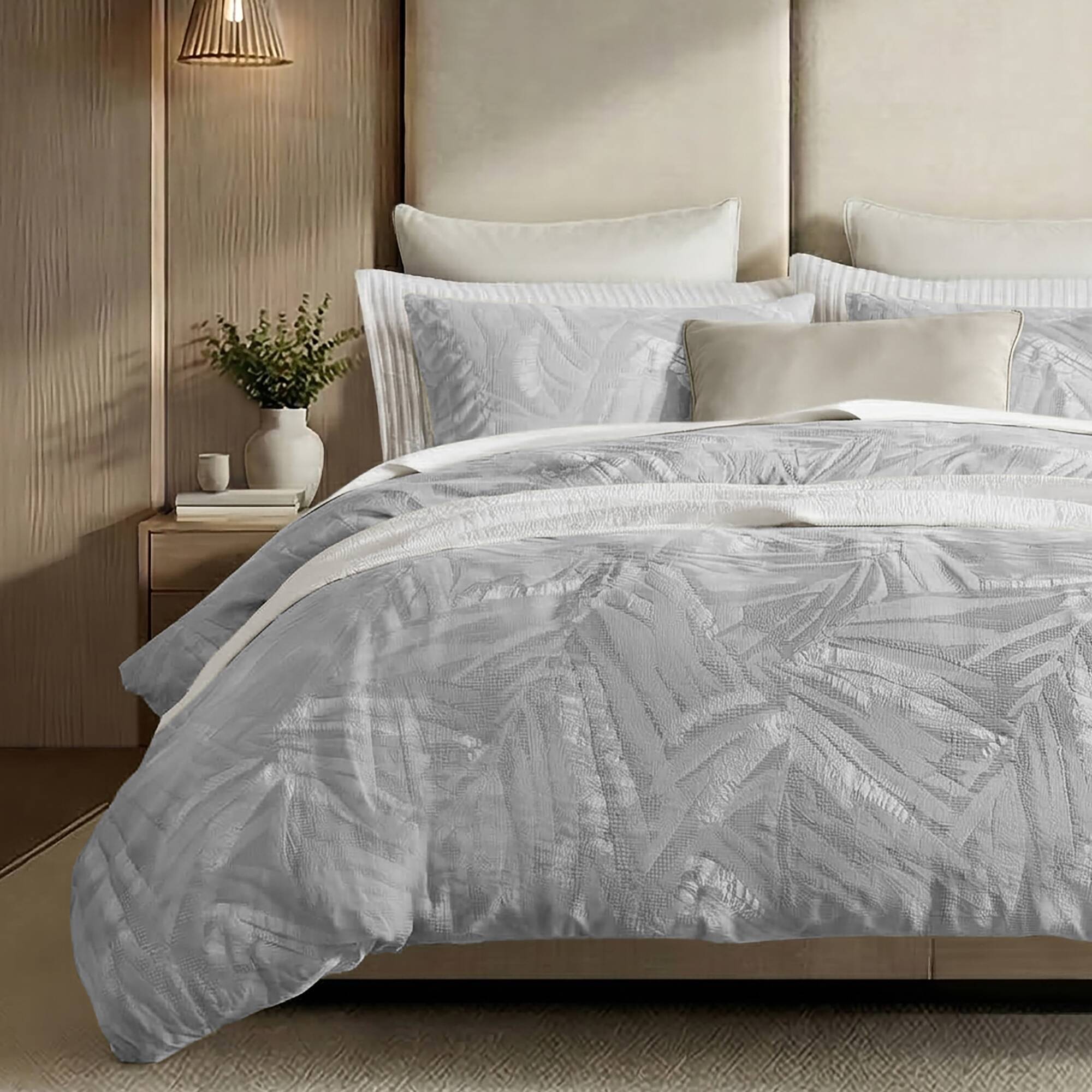 Coastal Leaves - 3 Piece King Duvet Set - Light Gray