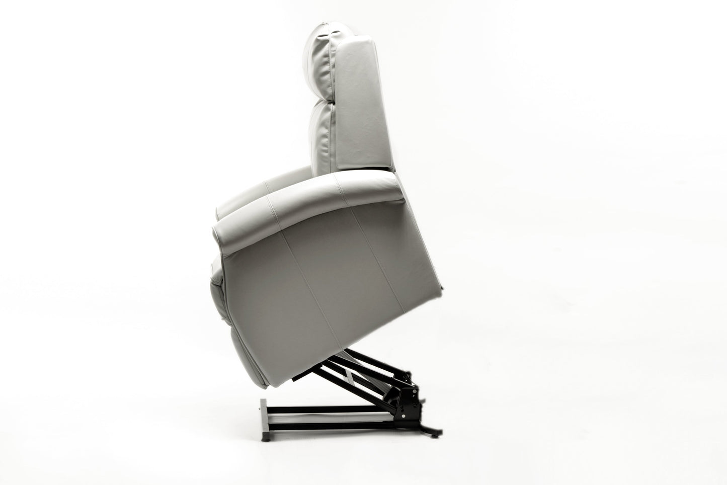 Landis Ivory Traditional Lift Chair