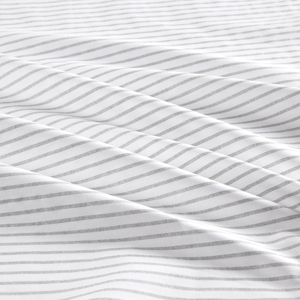 200 Thread Count Printed Cotton - Queen Sheet Set - Gray Stripe