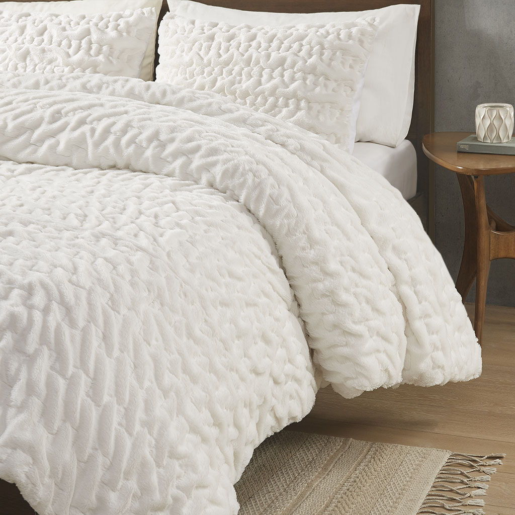 Blair - Ruched Fur Down Alternative Comforter Set - White