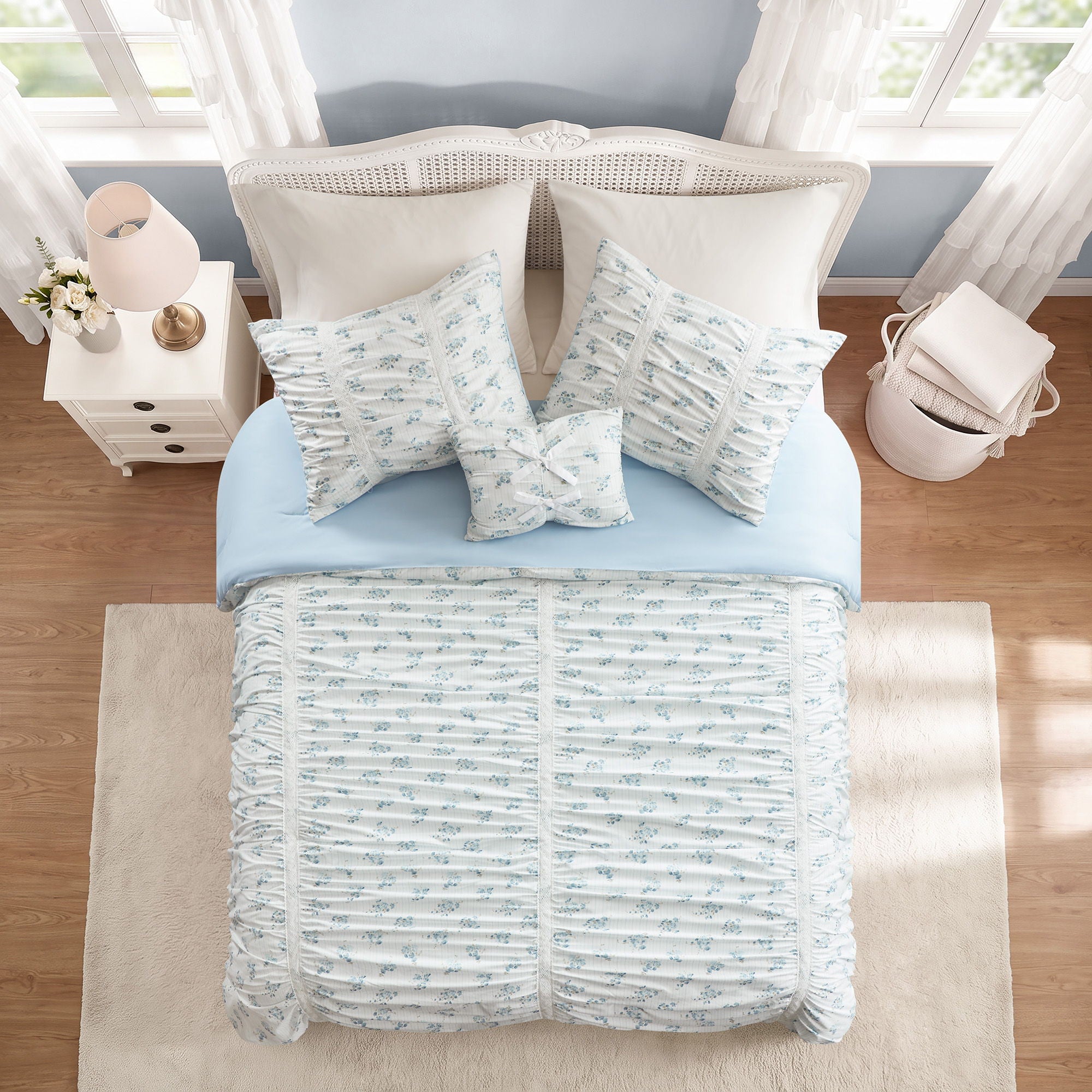 Anabelle - Queen Comforter Set - Blue