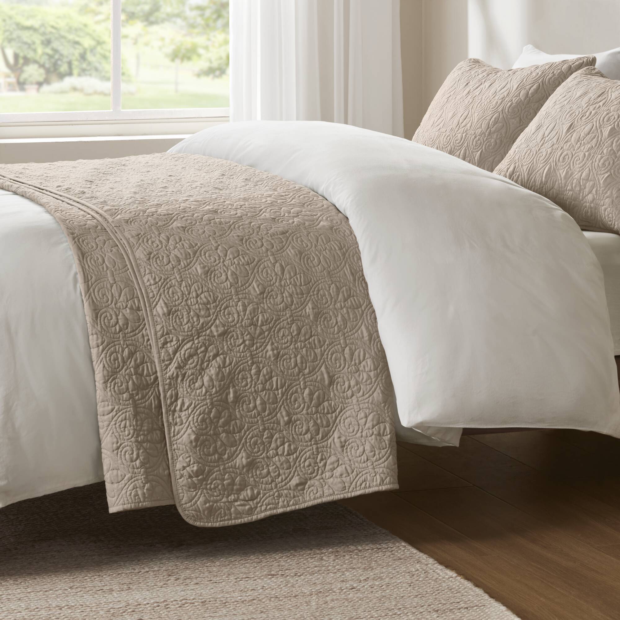 Quebec - Twin Reversible Coverlet Set - Khaki