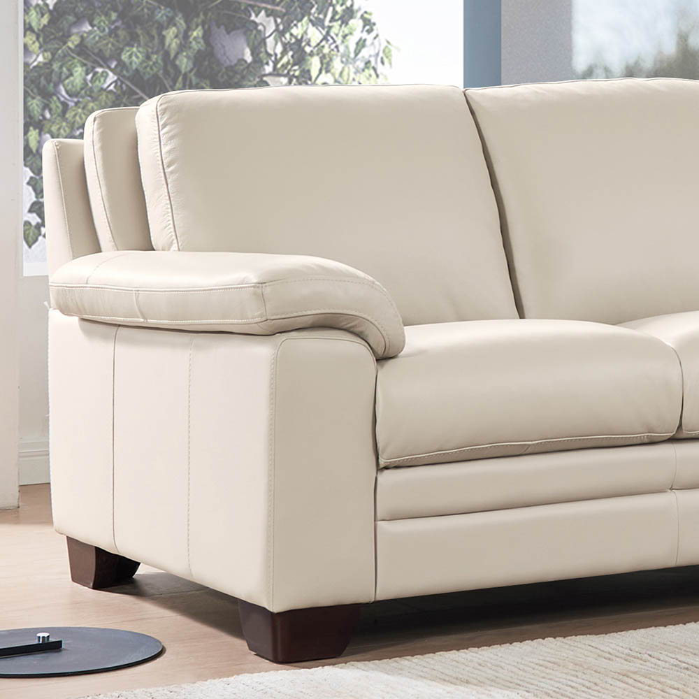 Magnum - Leather Loveseat