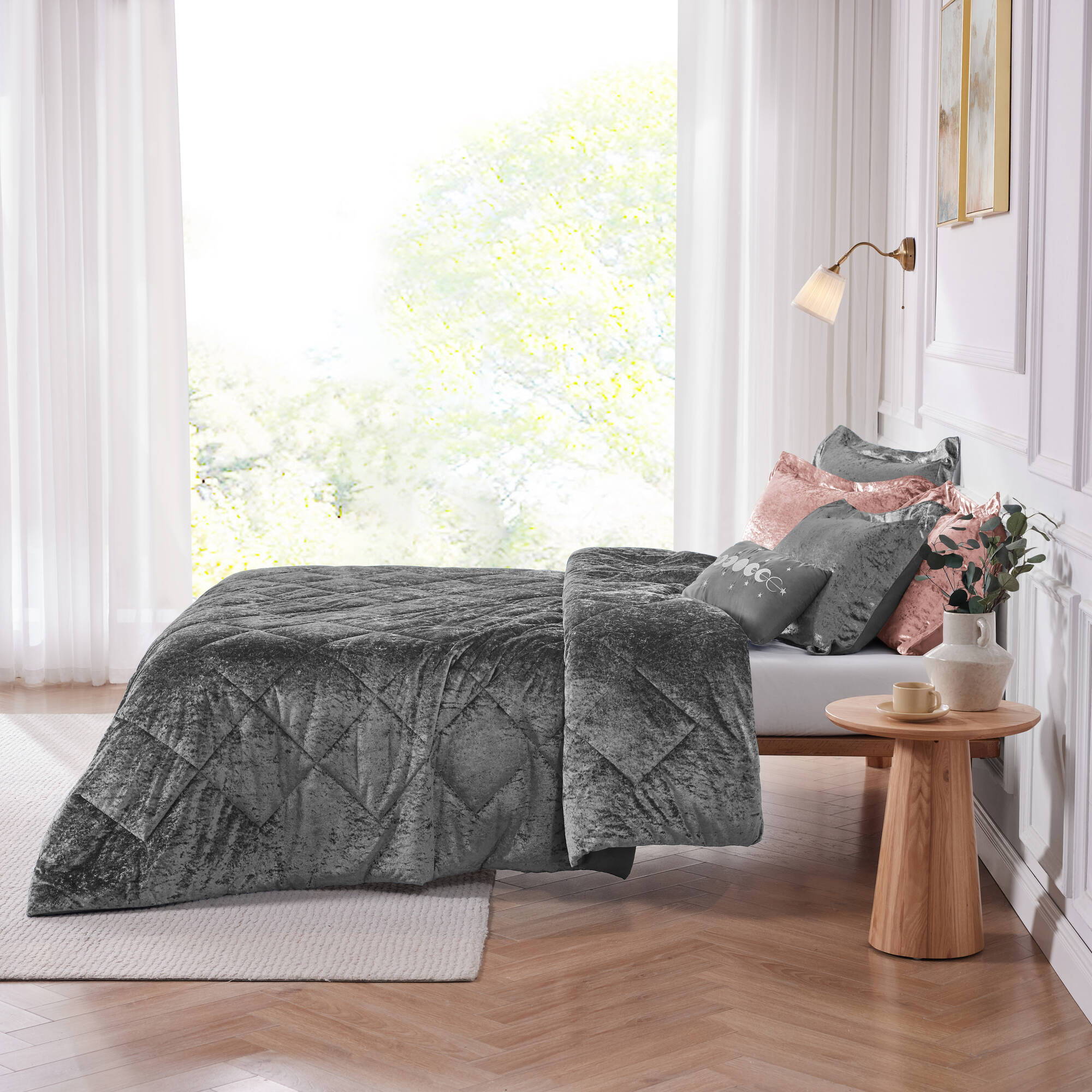 Felicia - King Comforter Set - Gray