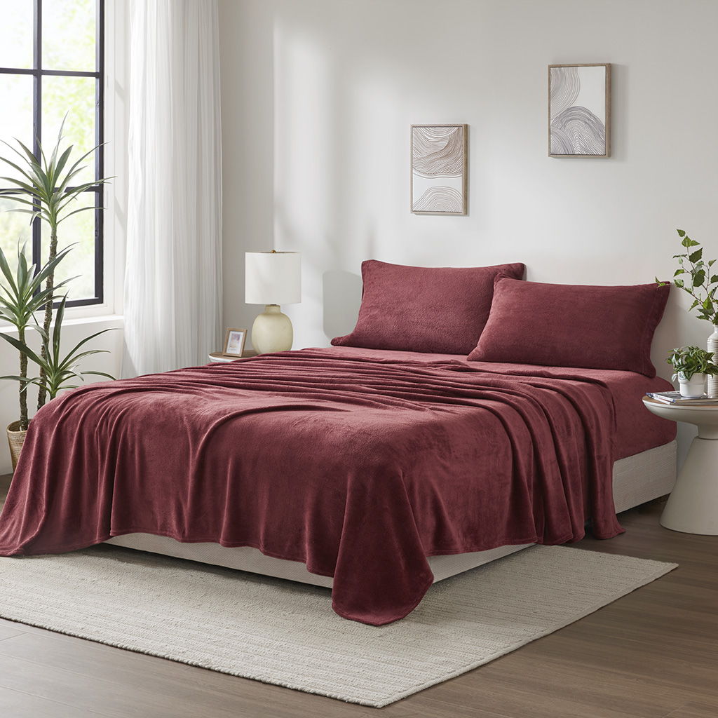 Soloft Plush - 4 Piece Full Micro Plush Sheet Set - Burgundy
