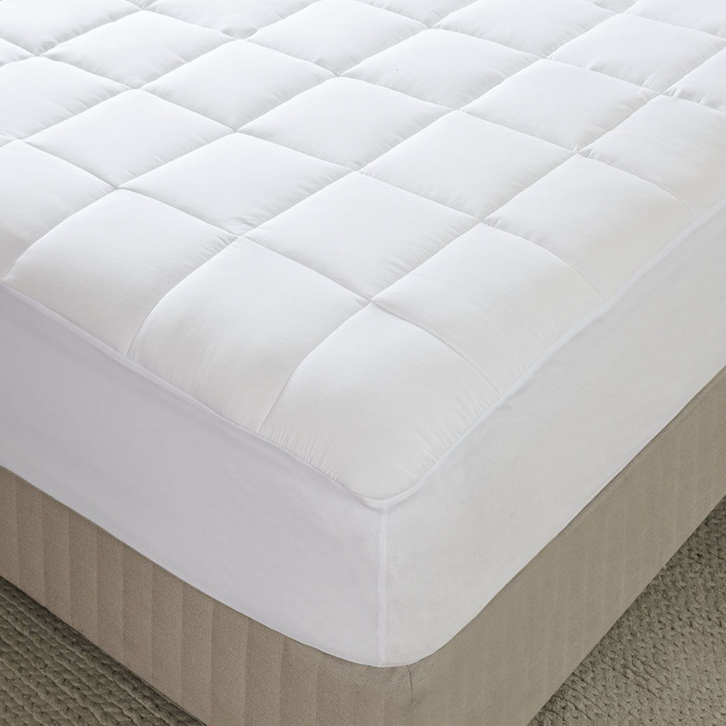 Highline - Queen 3M Scotchguard Mattress Pad - White