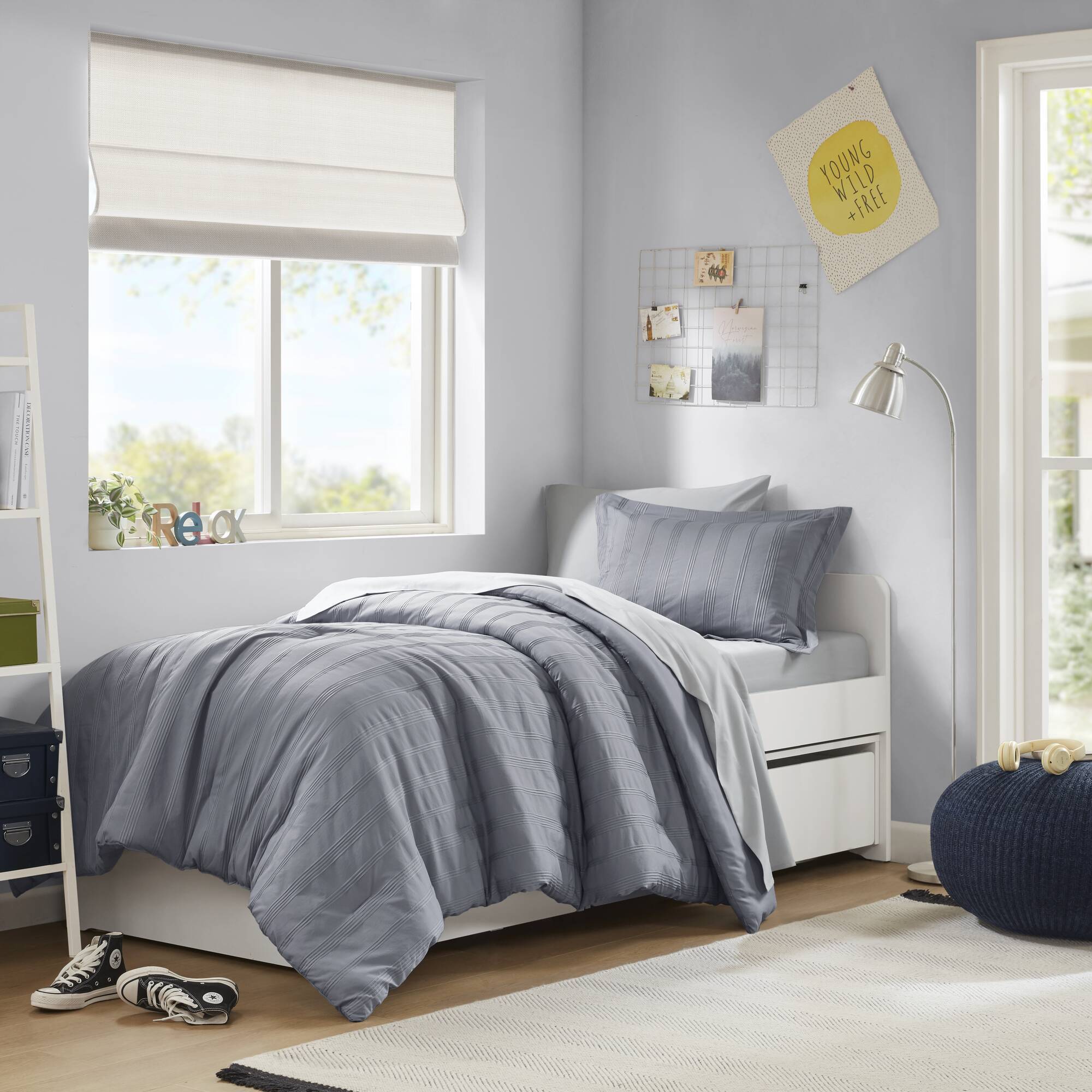 Logan - Twin/Twin Long Striped Comforter Set - Blue/Gray