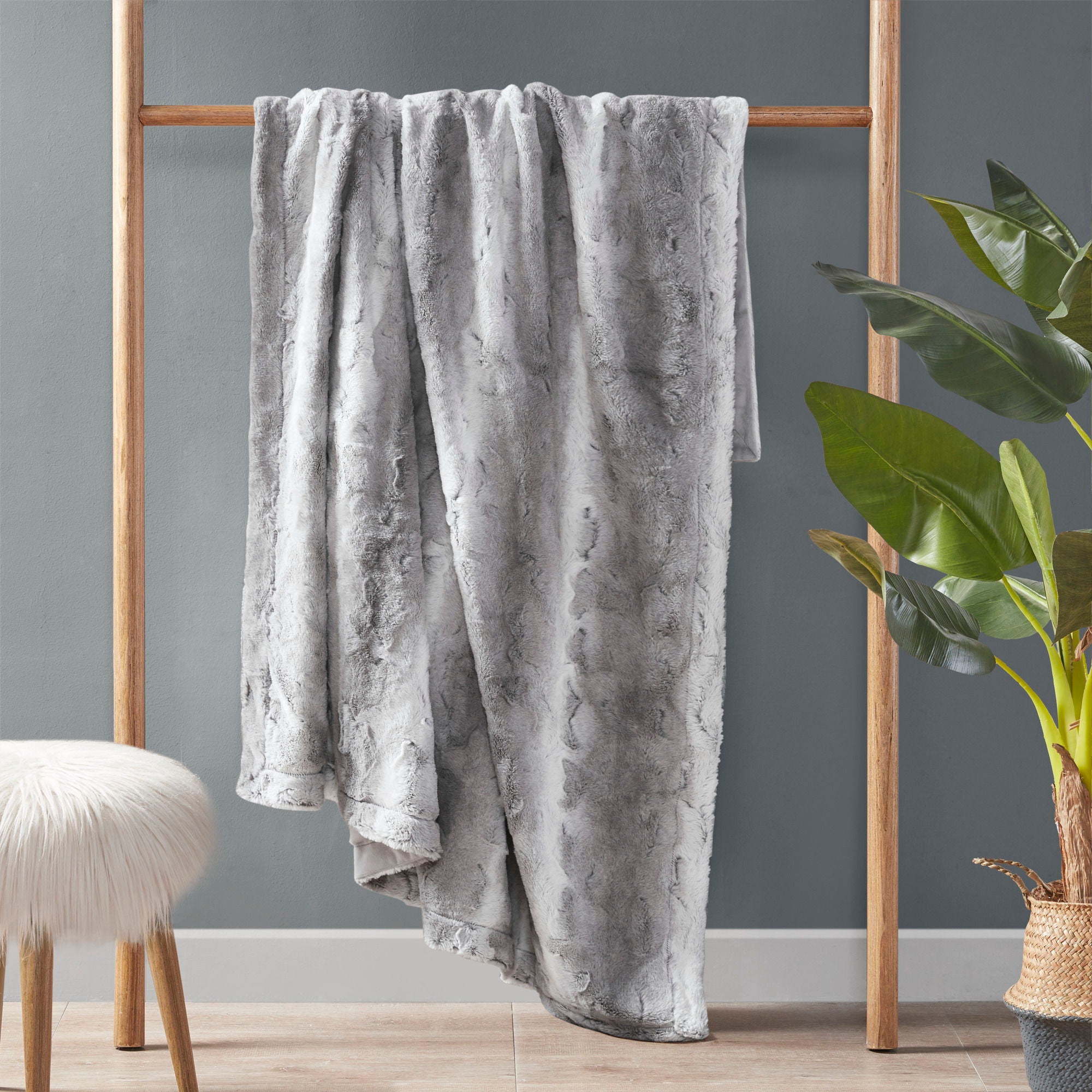 Zuri - Throw - Gray