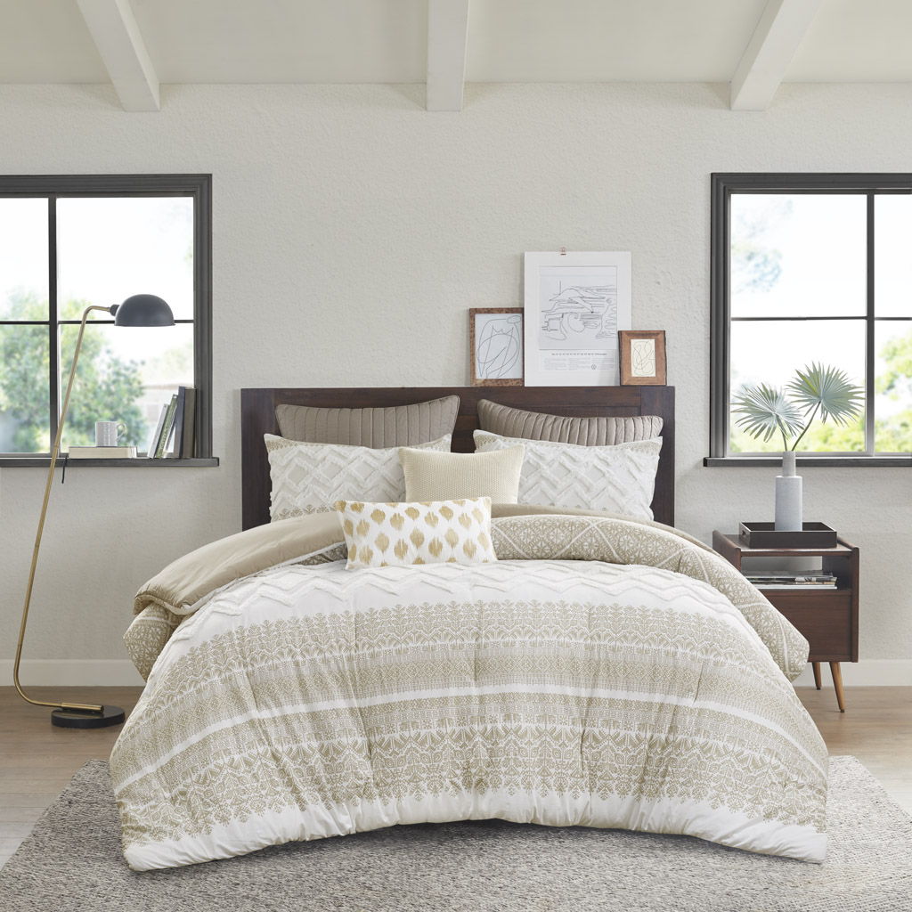 Mila - 3 Piece Comforter Set With Tufting - Taupe