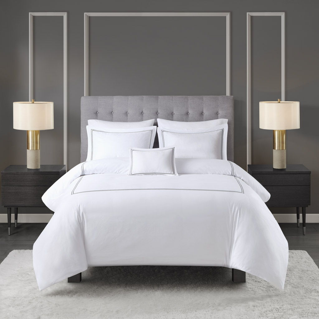 500 Thread Count Luxury - King Sateen Embroidered Duvet Cover Set - White / Gray