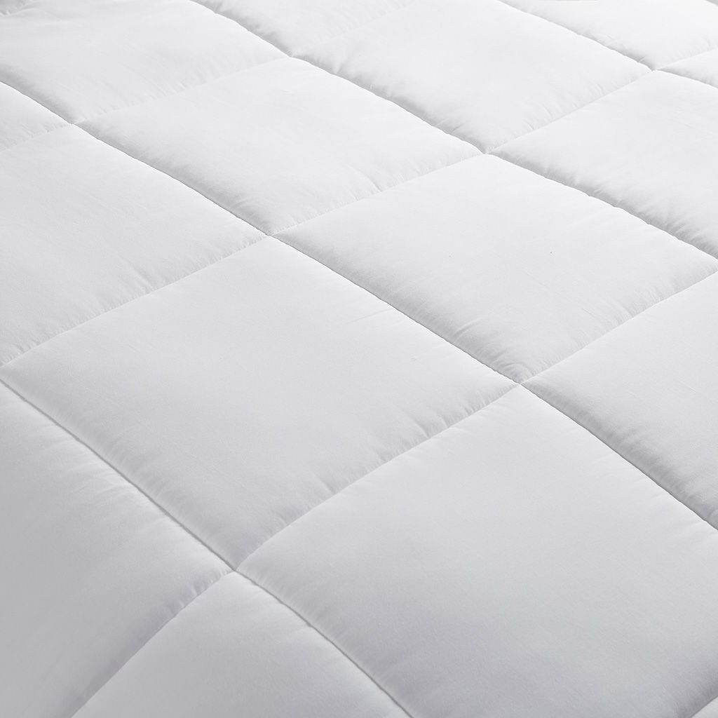 Winfield - 300 Thread Count Percale Luxury Down Alternative Twin Comforter - White