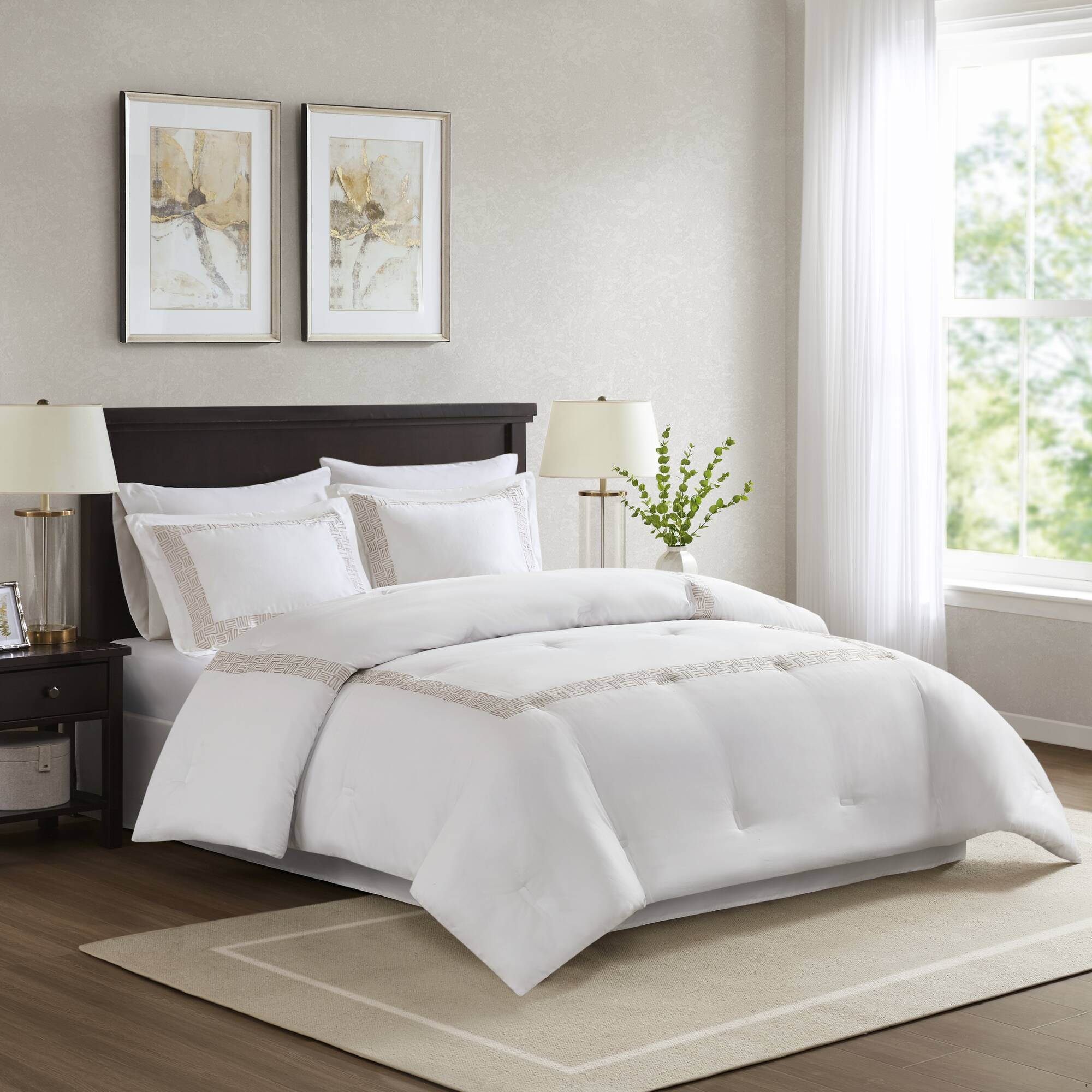 Nile - 4 Piece California King Sateen With Embroidery Oversized Comforter Set - Multi