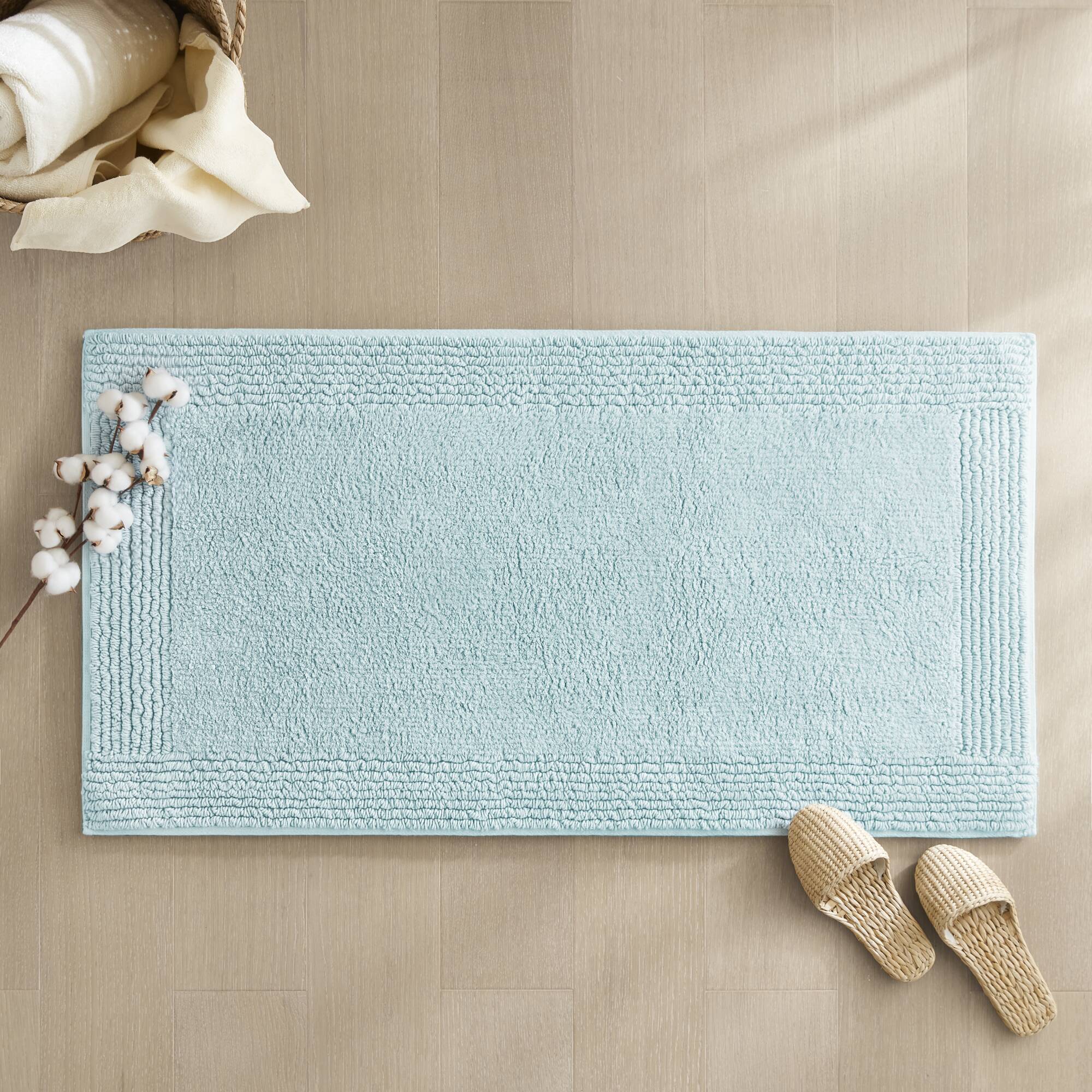 Splendor - 24" x 36" Tufted Reversible Bath Rug - Blue