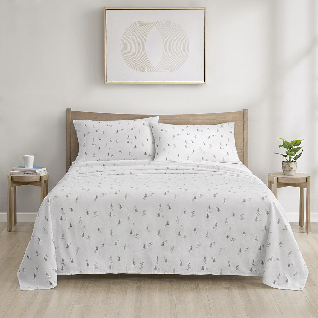 Cozy Cotton Flannel - Printed Full Sheet Set - Gray Skiers
