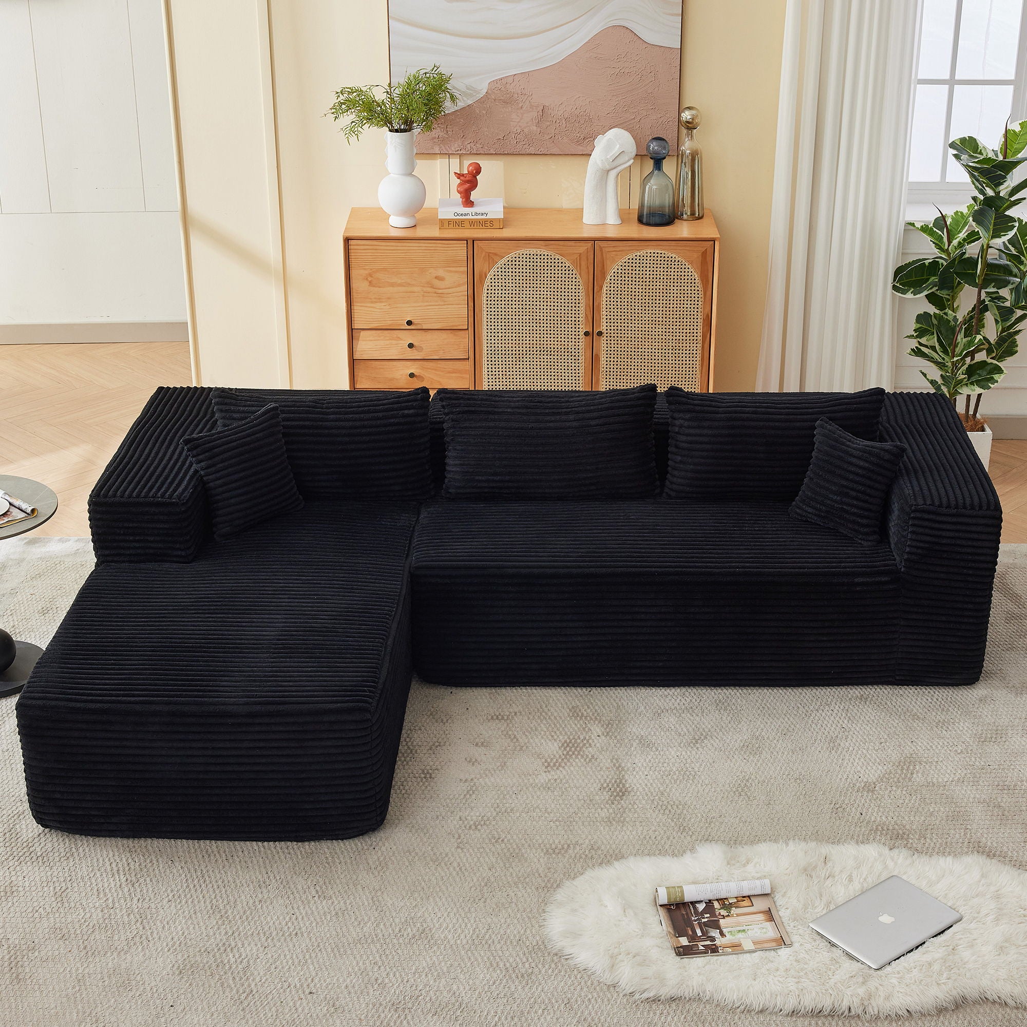Modular Sofa With Square Legs