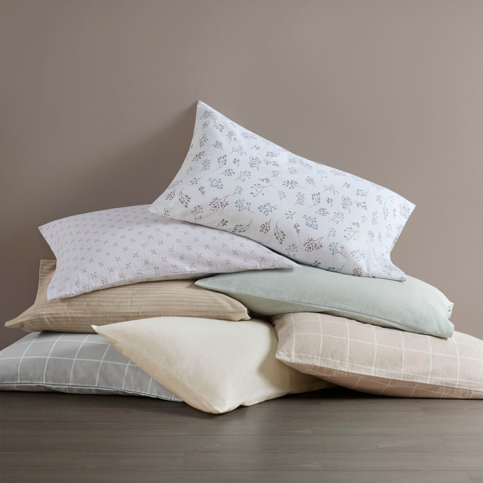 Cozy Cotton Flannel - King Printed Sheet Set - Beige Windowpane