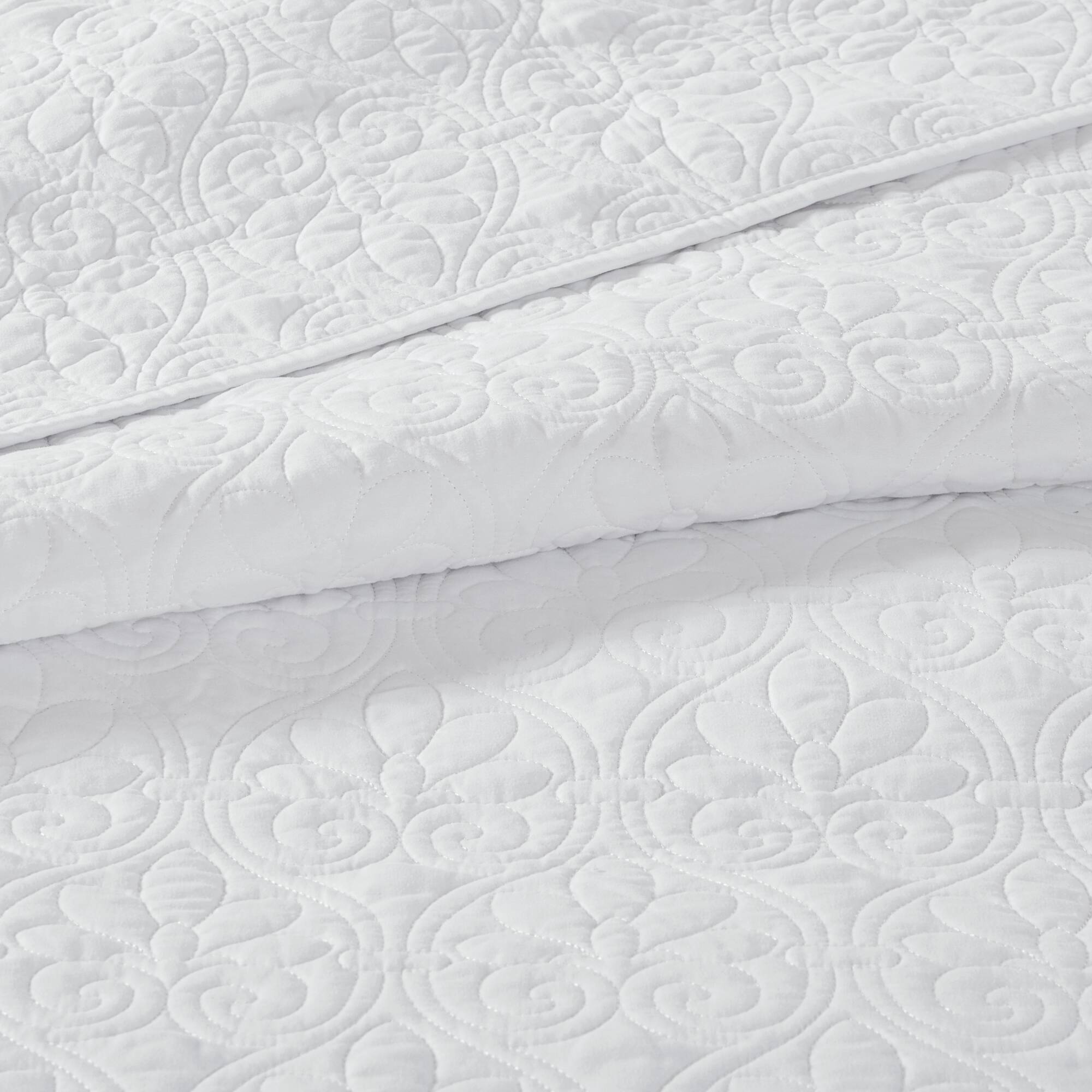 Quebec - Reversible Bedspread Set - White