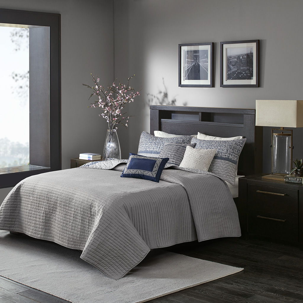 Rhapsody - King 6 Piece Reversible Coverlet Set - Navy