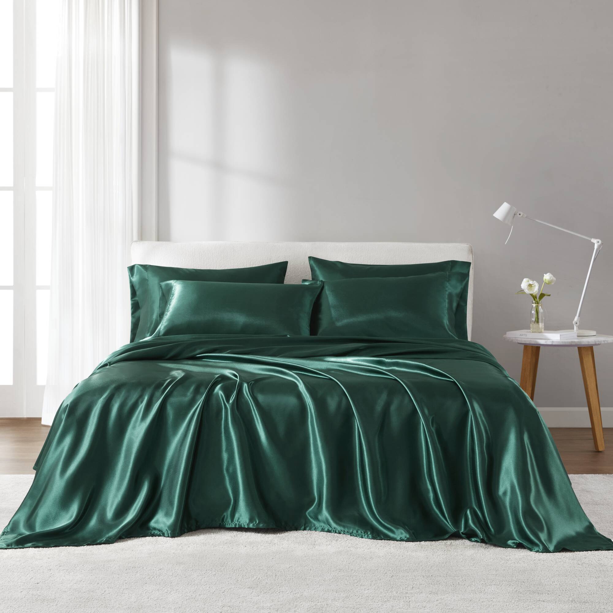 Satin - 6 Piece Queen Luxury Sheet Set - Emerald