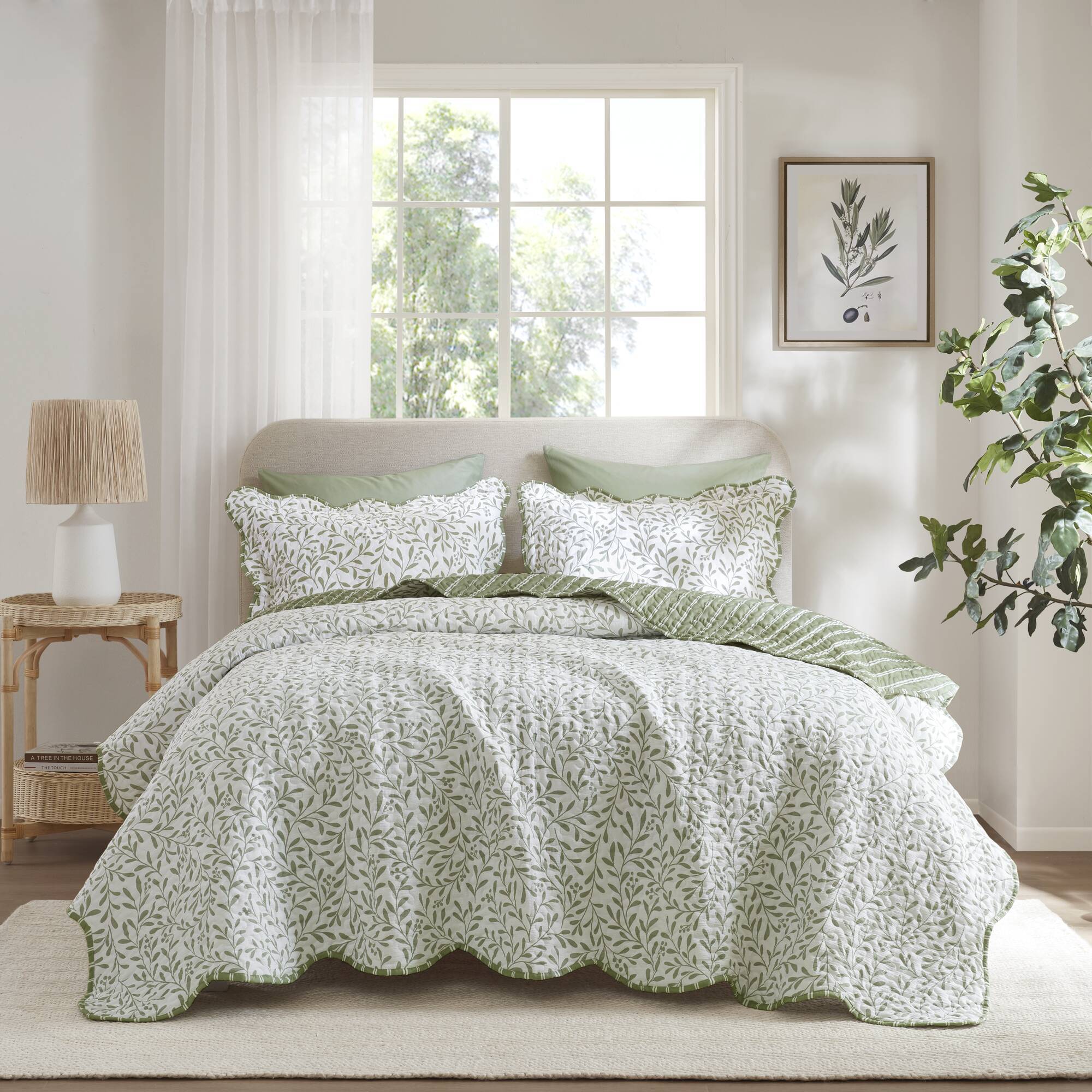 Darcy - 3 Piece Print King Quilt Set - Sage Green