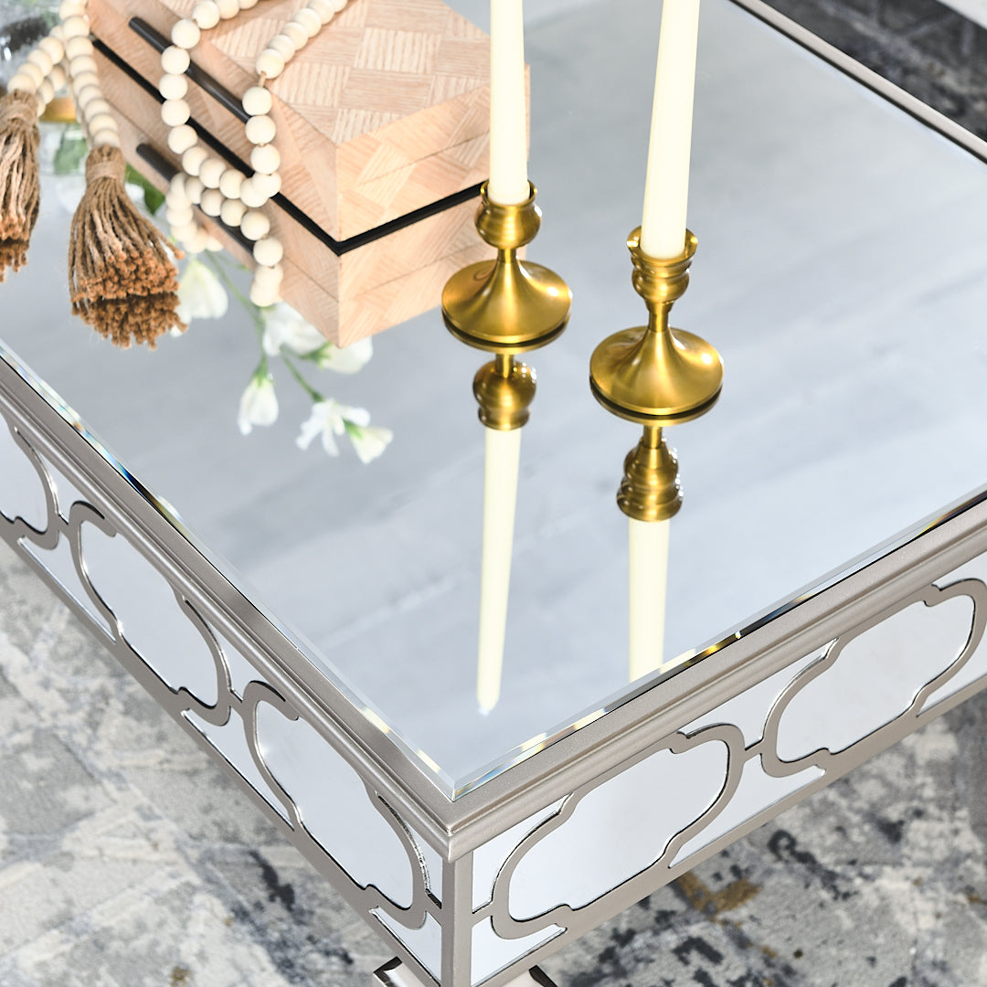 Elegant shiny silver mirror coffee table, cocktail table (39.5 "X 21.5" X 19.5 ")