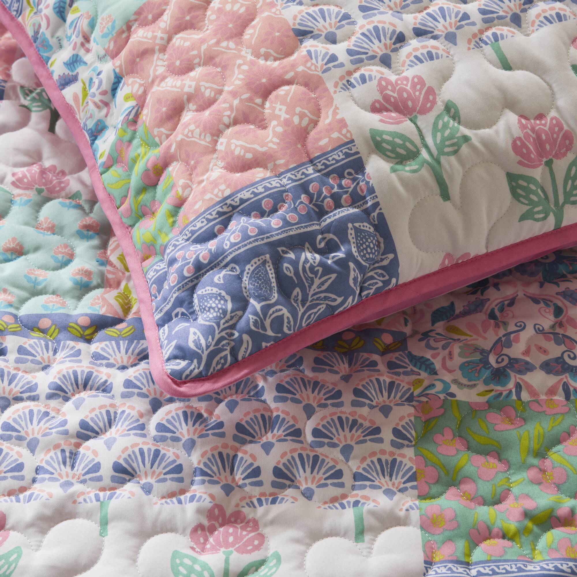 Nellie - Full/Queen 4 Piece Quilt Set - Pink