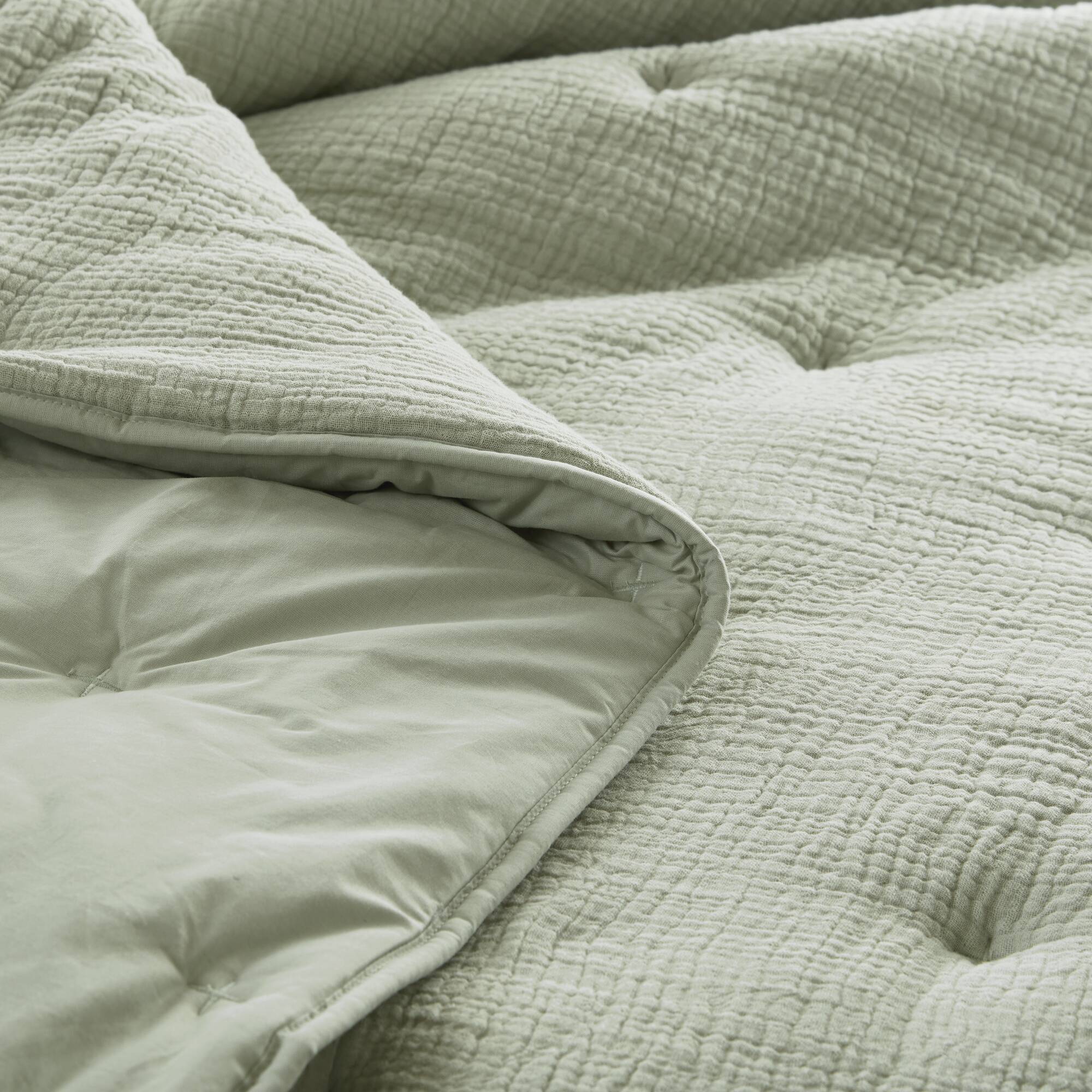 Breeze - King Cotton Gauze Embroidered Quilt Set - Sage