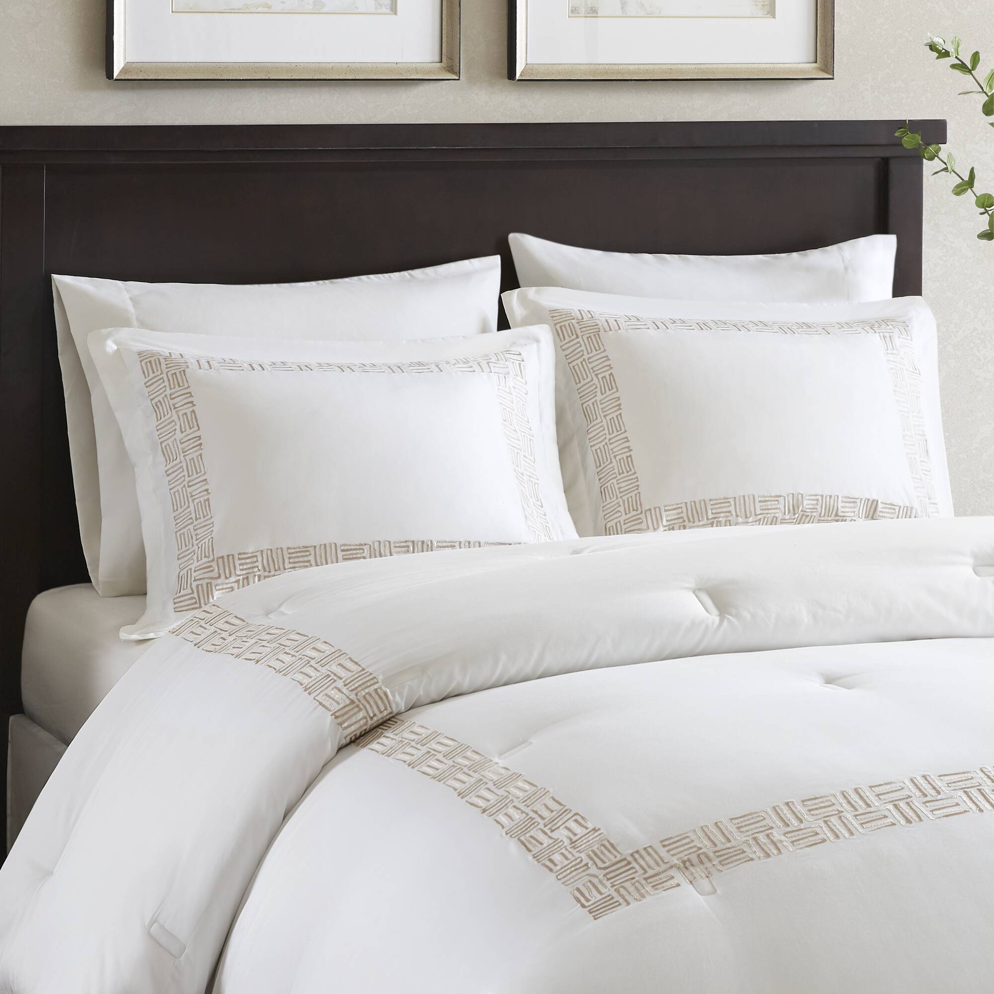 Nile - 4 Piece California King Sateen With Embroidery Oversized Comforter Set - Multi