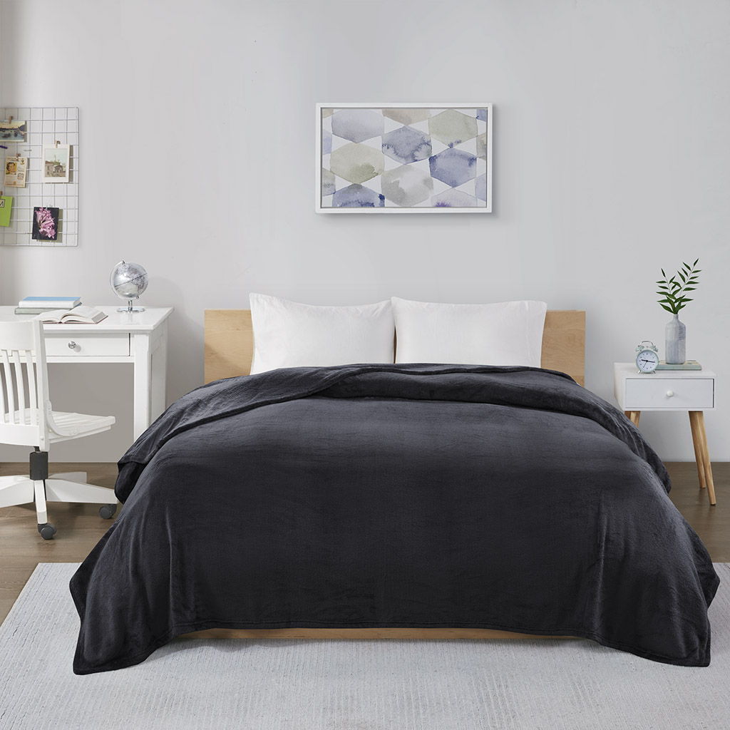 Microlight Plush - King Oversized Blanket - Black