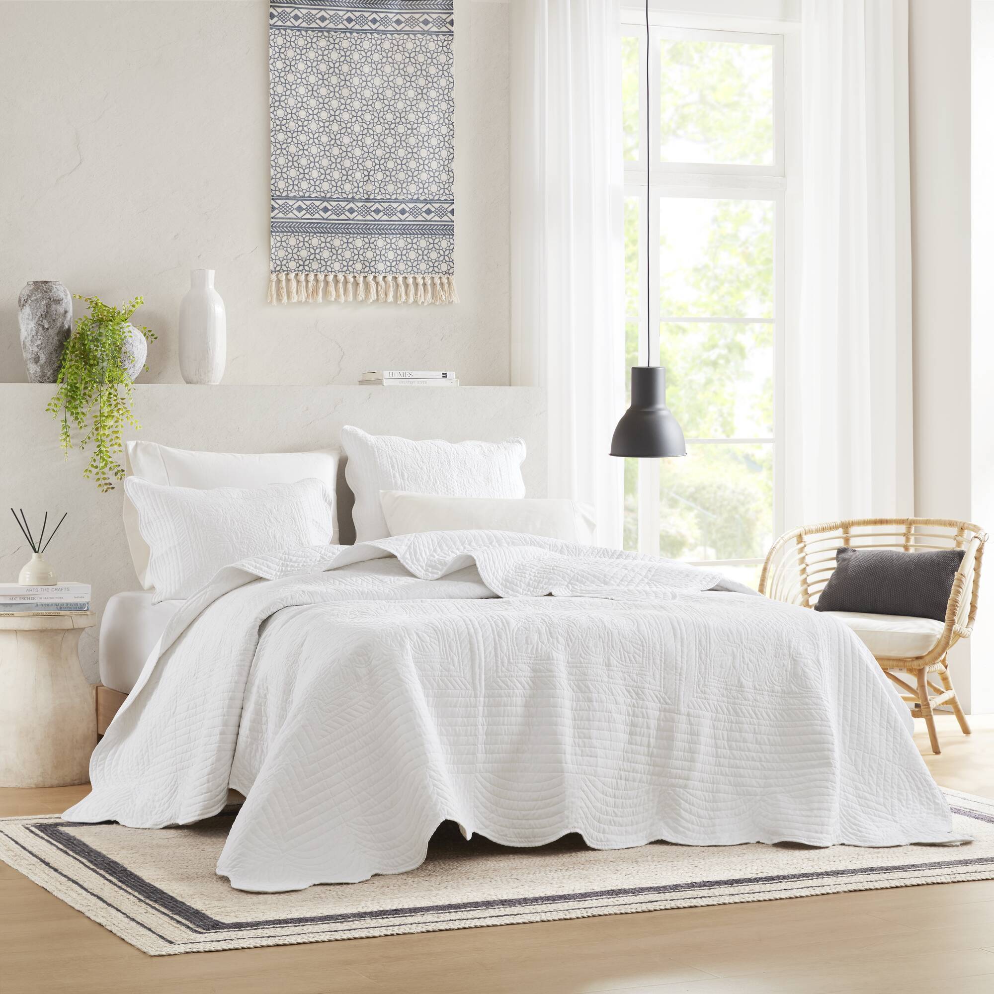 Tuscany - 3 Piece Reversible Scalloped Edge Coverlet Set - White