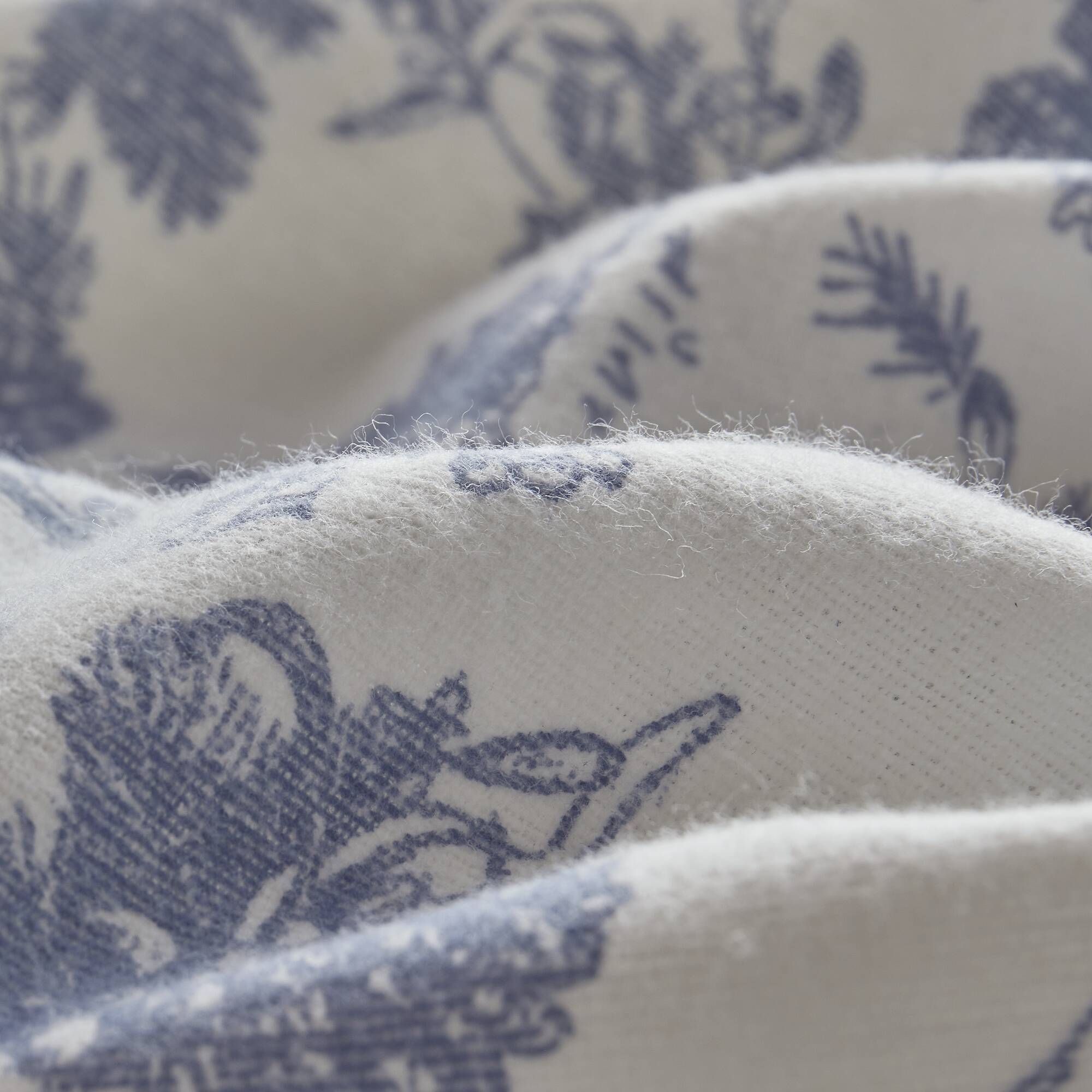 Cozy Cotton Flannel - Full Printed Sheet Set - Toile Pine Trees