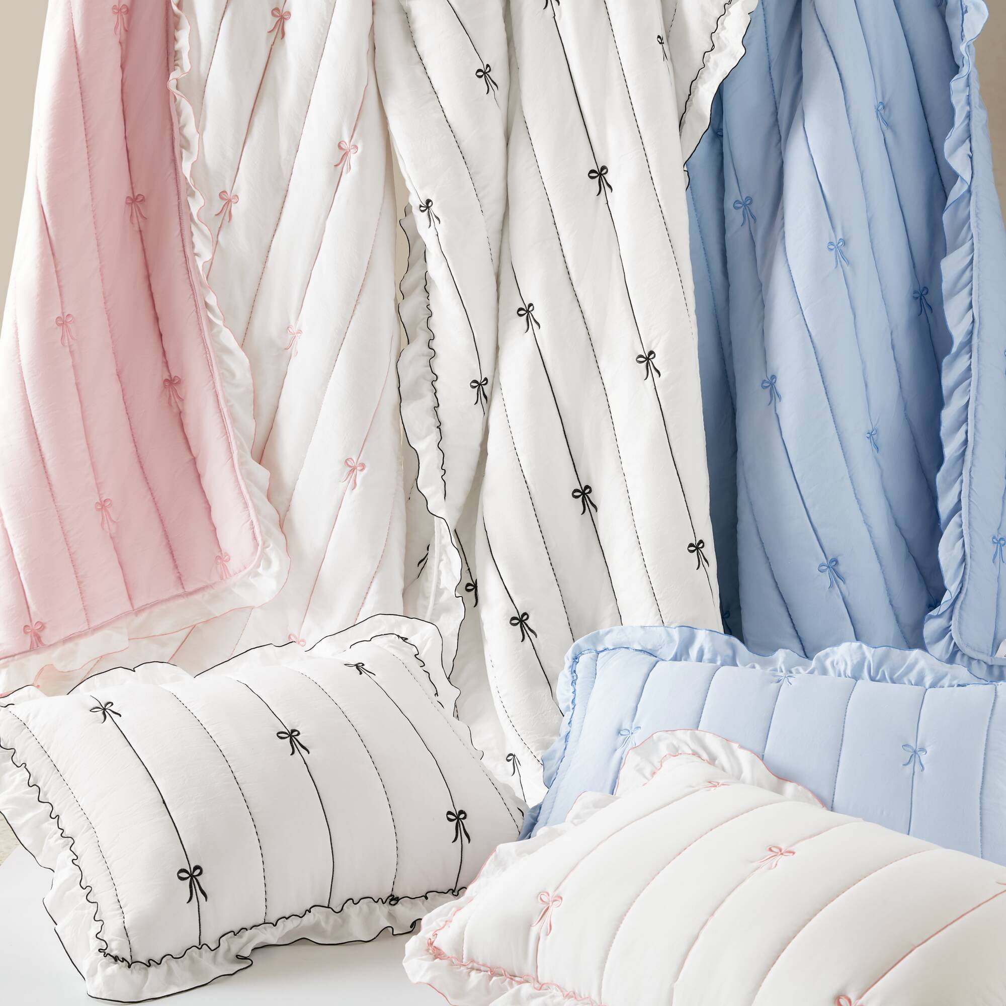 Liv - Twin Quilt Set - Blue