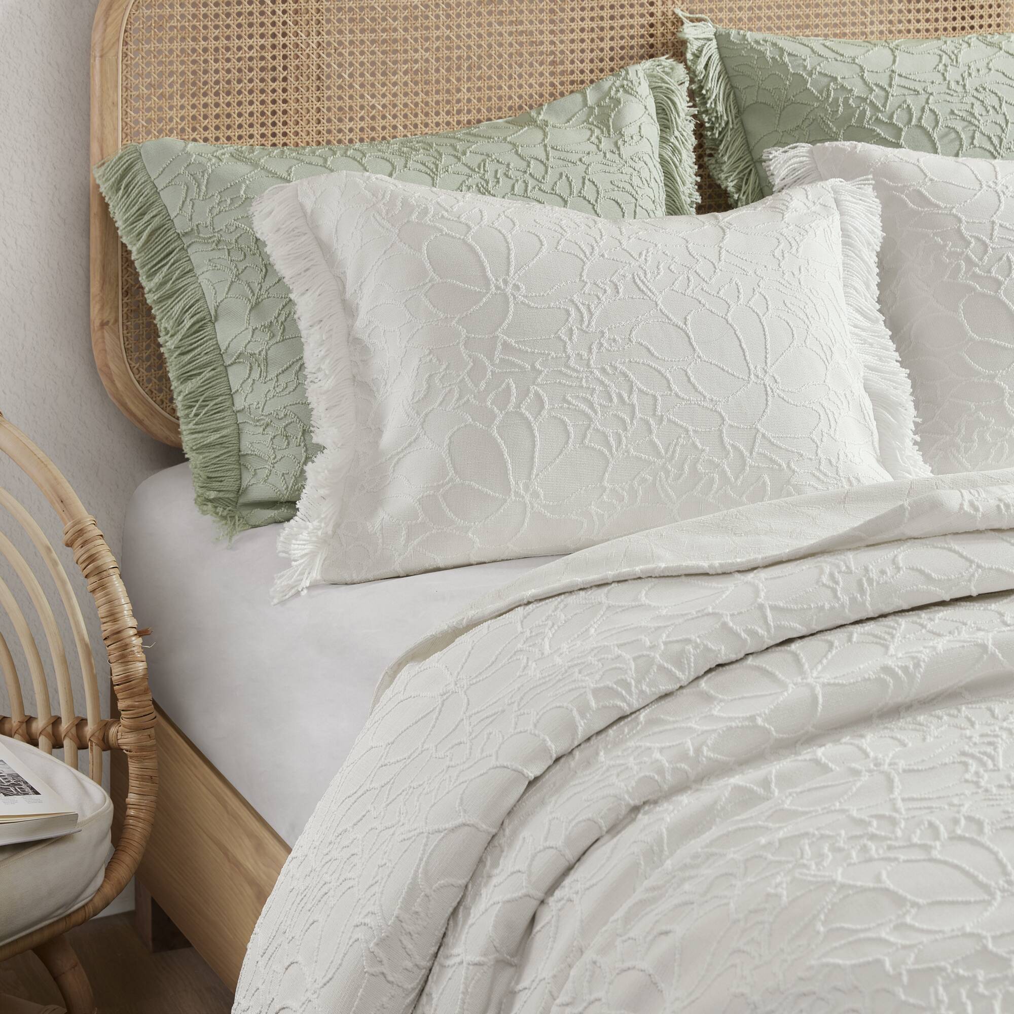 Willow - 3 Piece King Bedspread Set - White