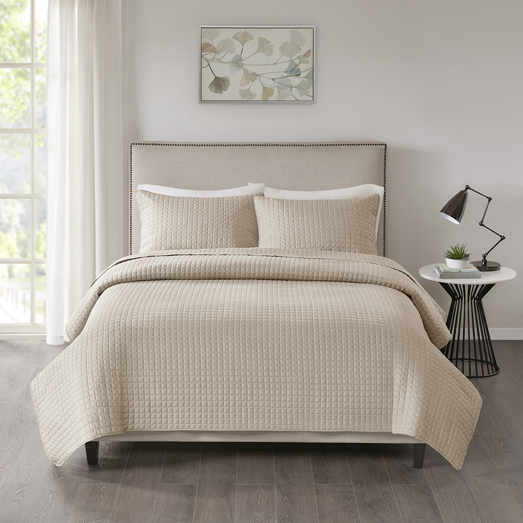 Otto - King 3 Piece Reversible Coverlet Set - Neutral