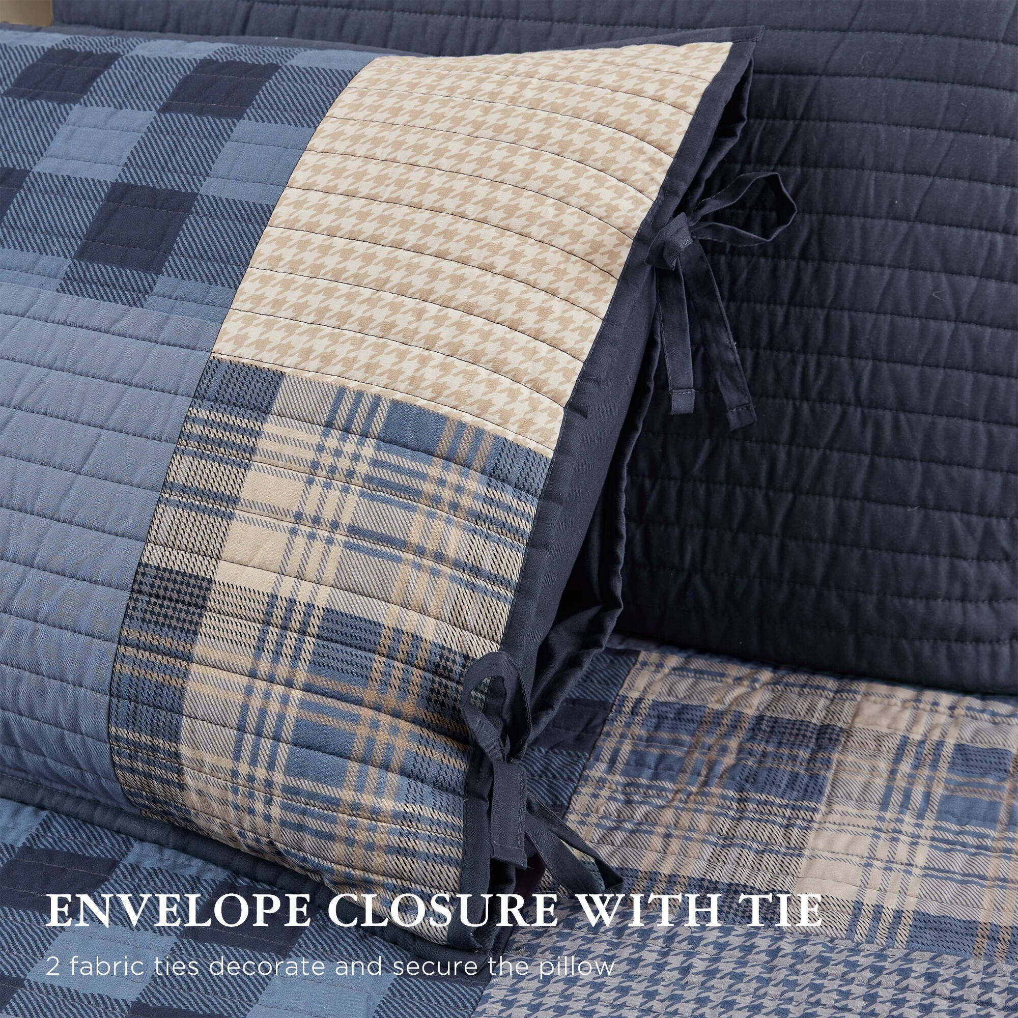 Winter Hills - 5 Piece Day Bed Bedding Set - Blue