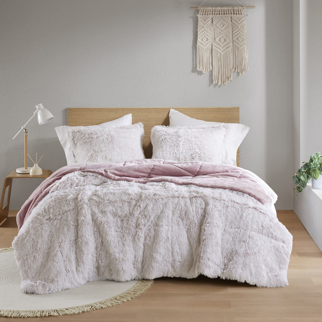Malea - 3 Piece King/California King Shaggy Comforter Mini Set - Pink/White