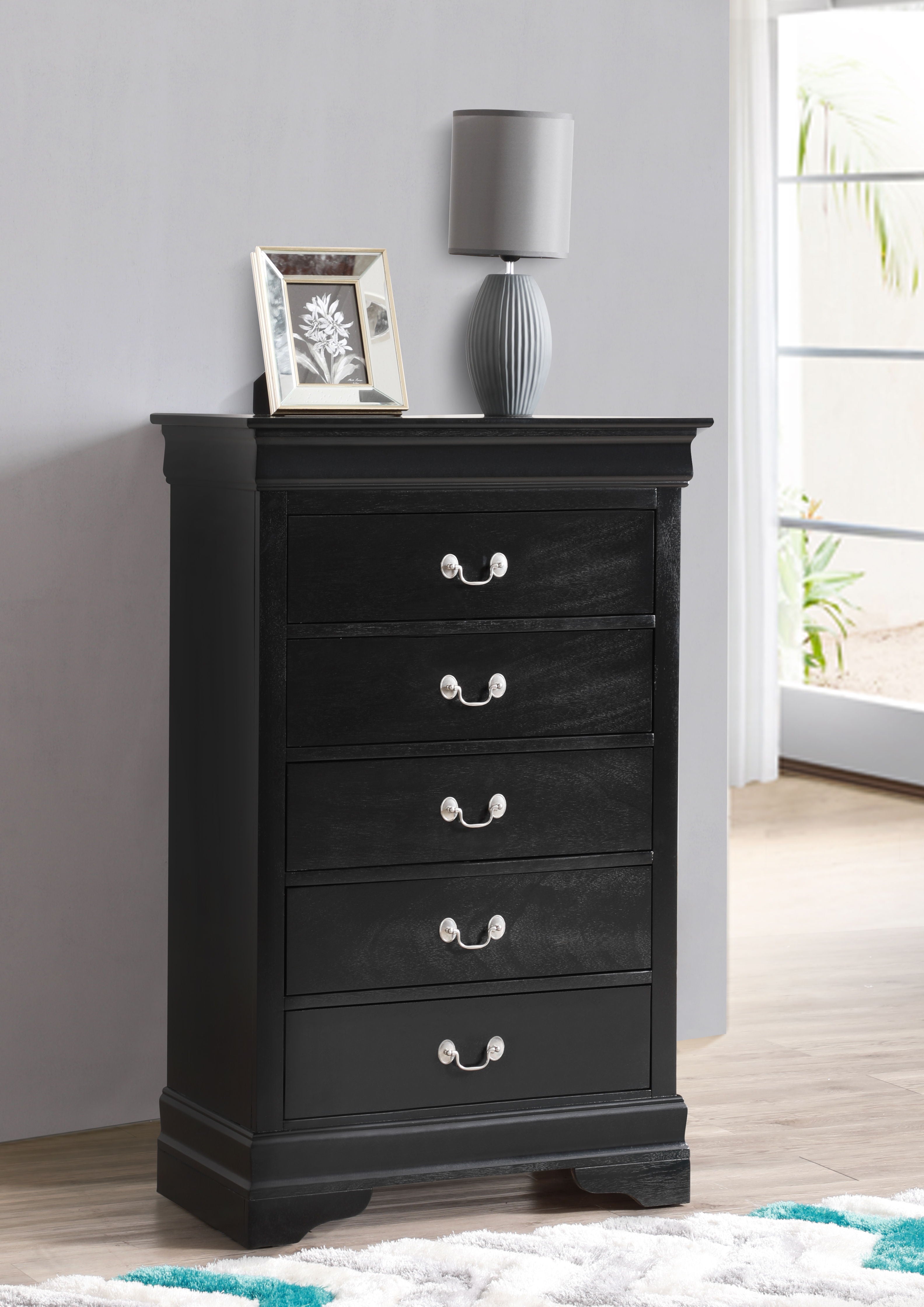 Louis Phillipe - Accent Chest