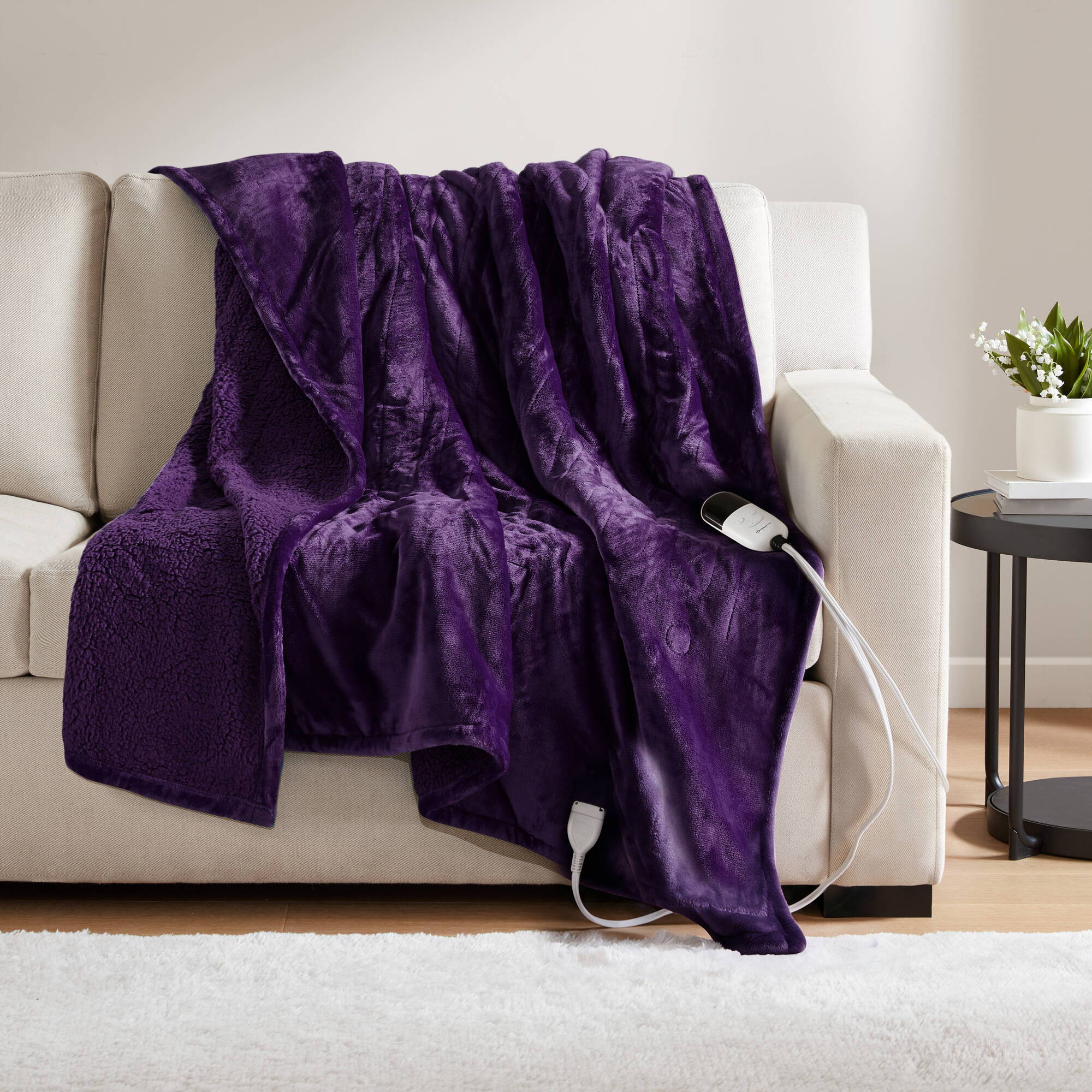Heated Microlight to Berber - Throw - Purple