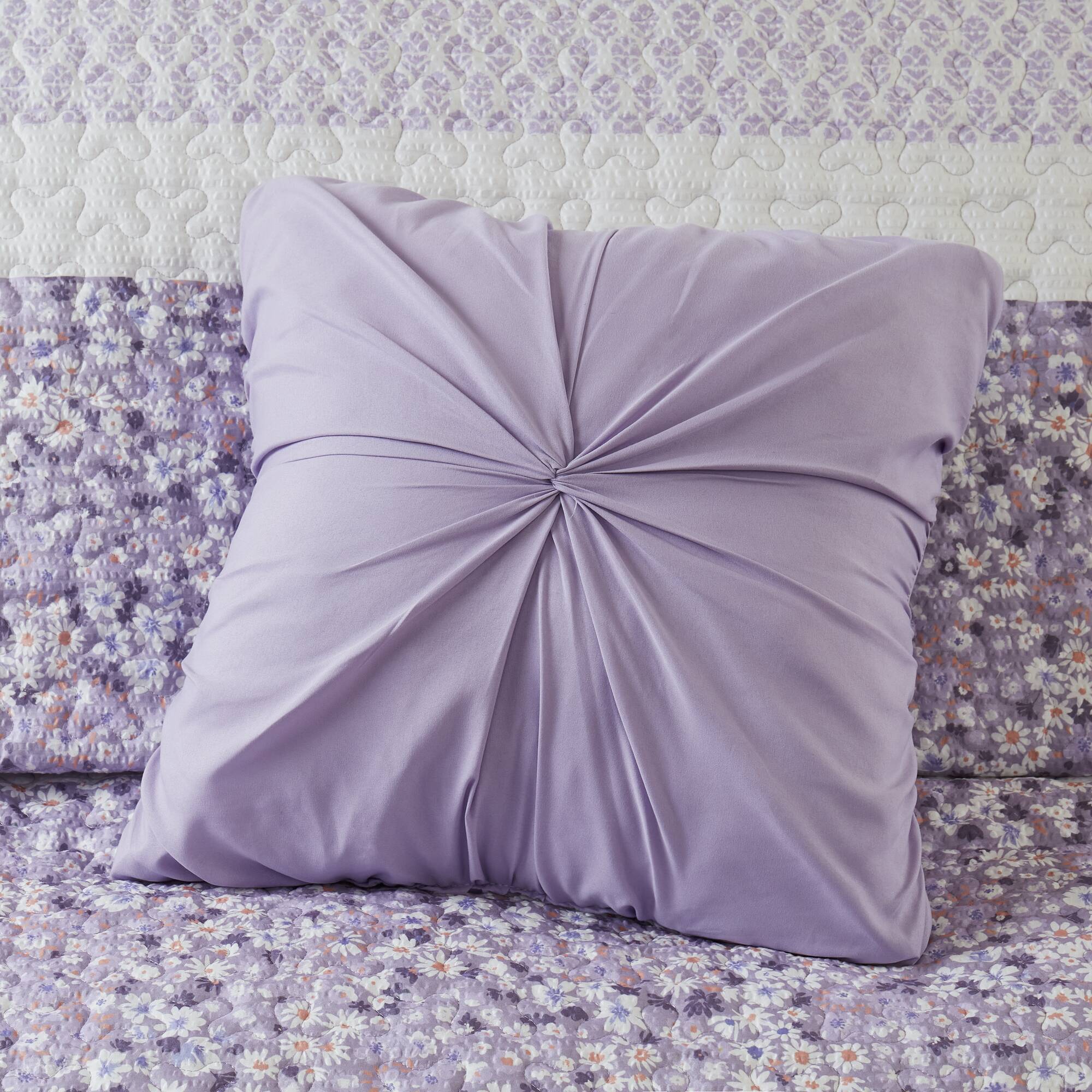 Caralie - King/California King 4 Piece Seersucker Quilt Set With Throw - Purple
