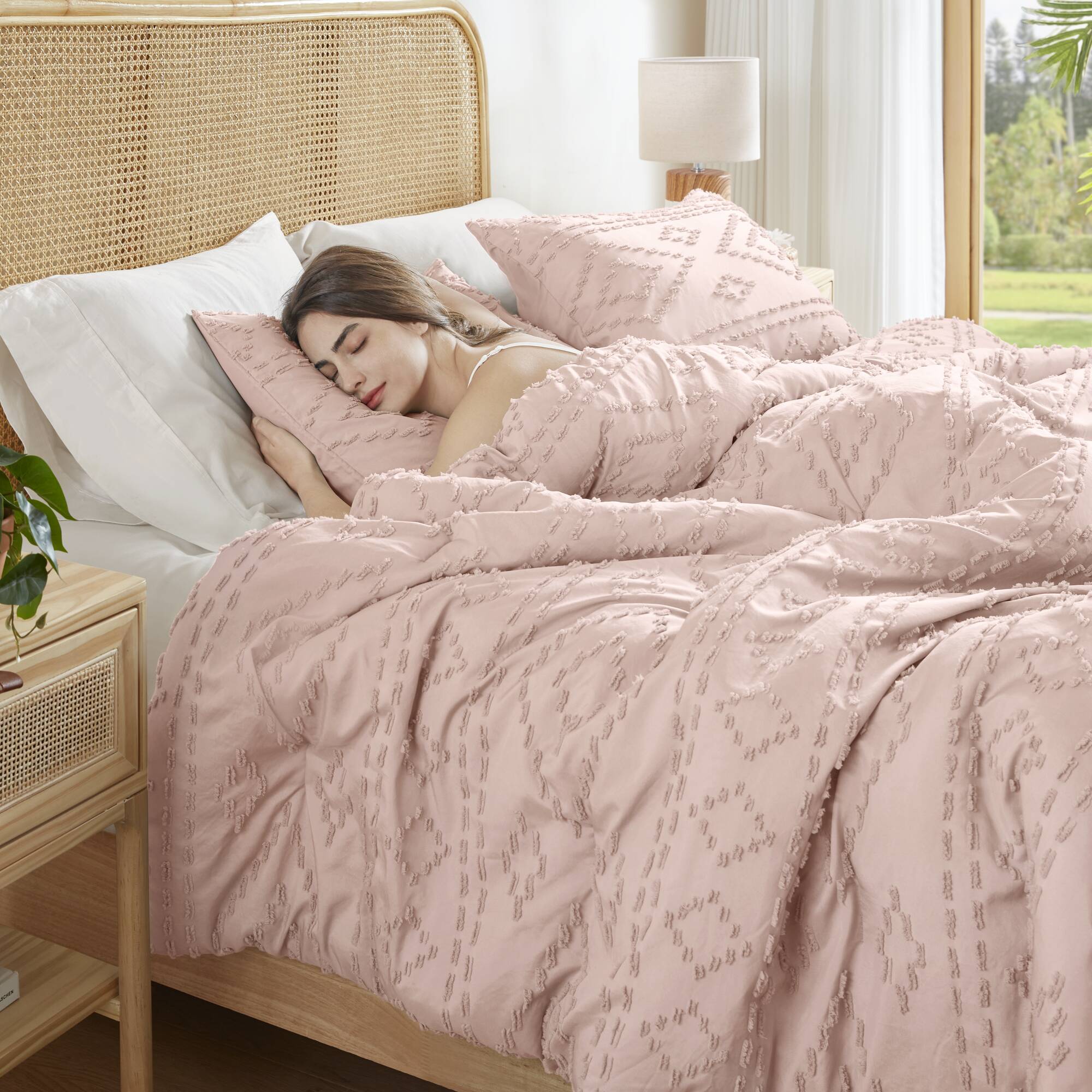 Gigi - King/California King Comforter Mini Set - Pink