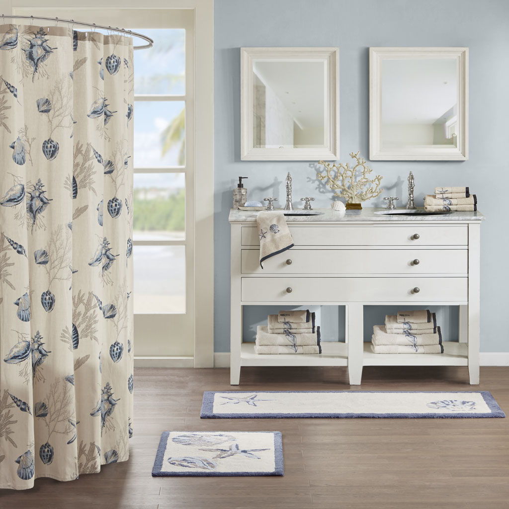 Bayside - 21" x 34" Tufted Bath Rug - Blue